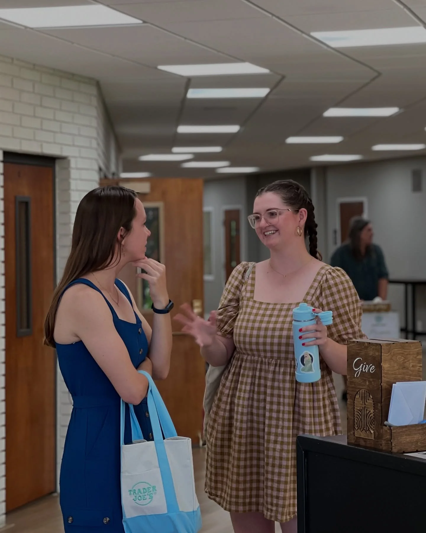 Sunday&rsquo;s sermon explored Matthew 9v18-34 where Jesus heals a young girl and an older woman. Two encouraging stories of faith in Jesus.
If you missed the service, catch up by listening/watching online. Check our bio for more info.