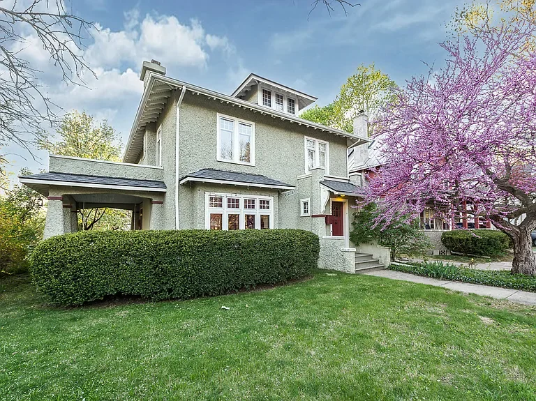 1236 Prospect