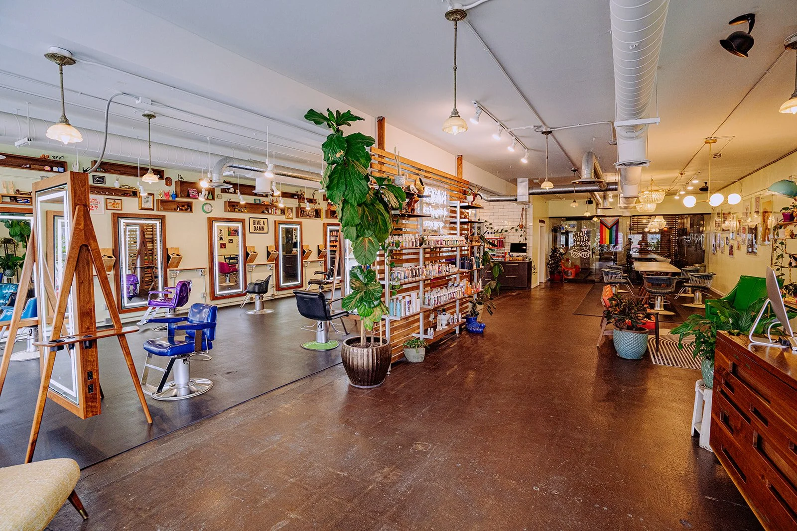 virtue salon interior20220306_0051_websize.jpg