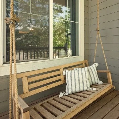oilandoak_03_porch_swing.jpg