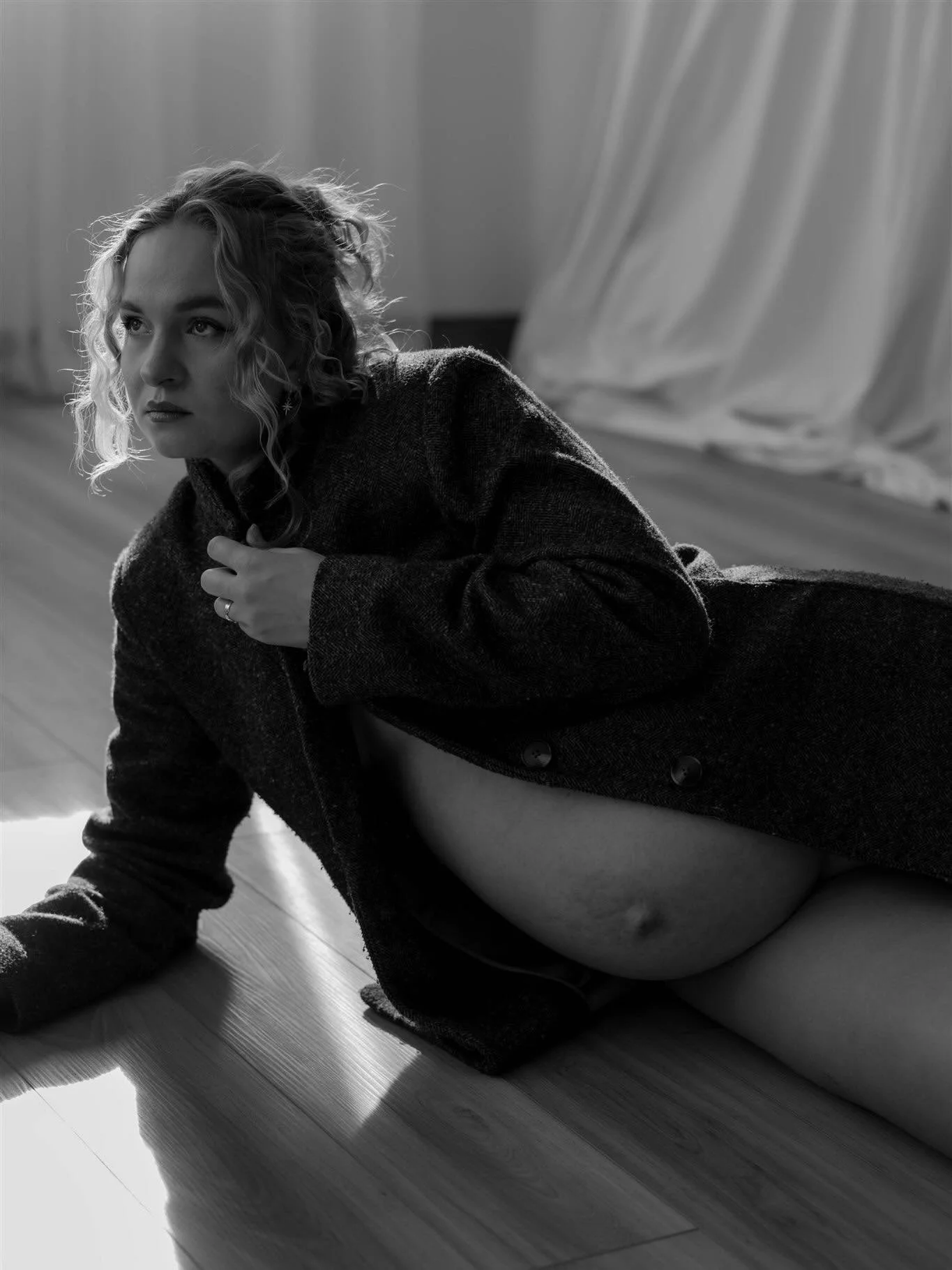 I just finished a high intensity workout out at 34 weeks pregnant. AKA self portraits. 😂