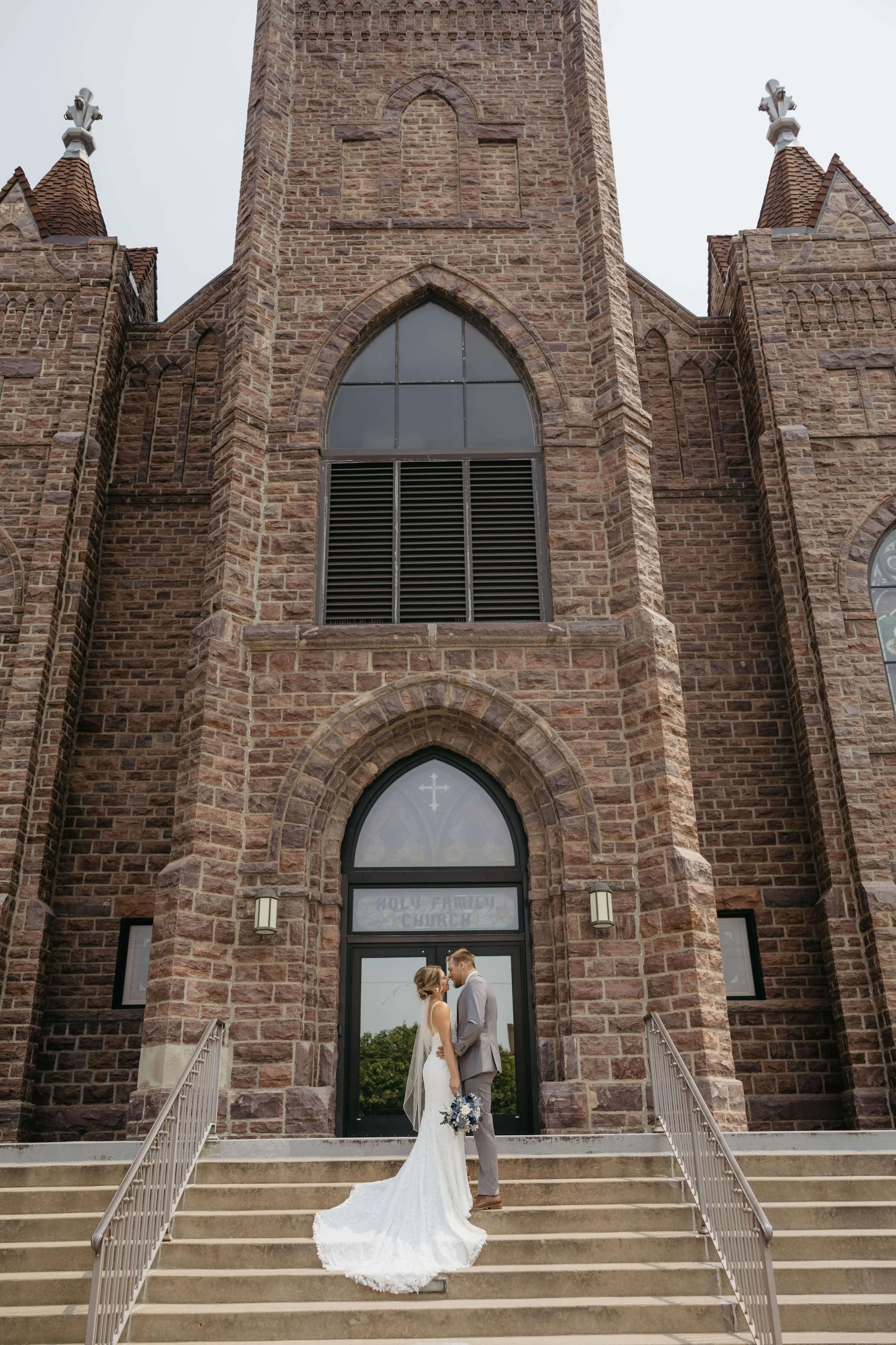 Couple on their wedding day in Mitchell South Dakota photographed by Jenna Heckel photography.