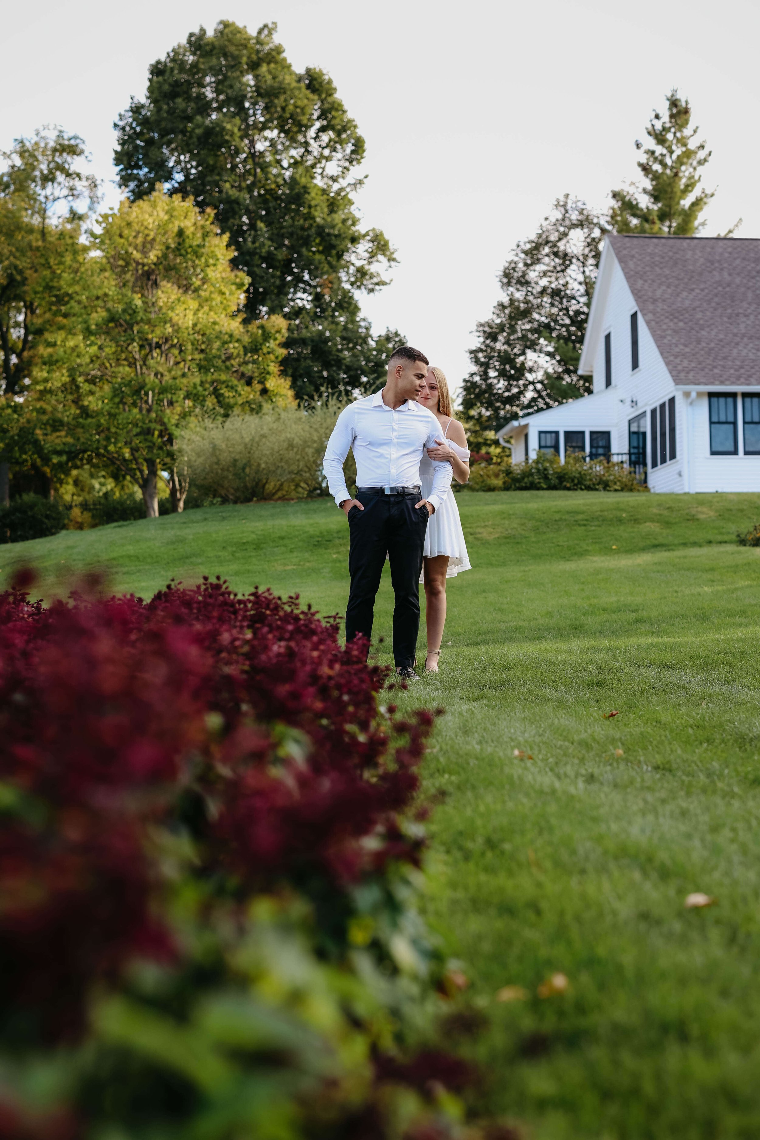 Couple during engagement session at upper Tuthill park with Jenna Heckel Photography.