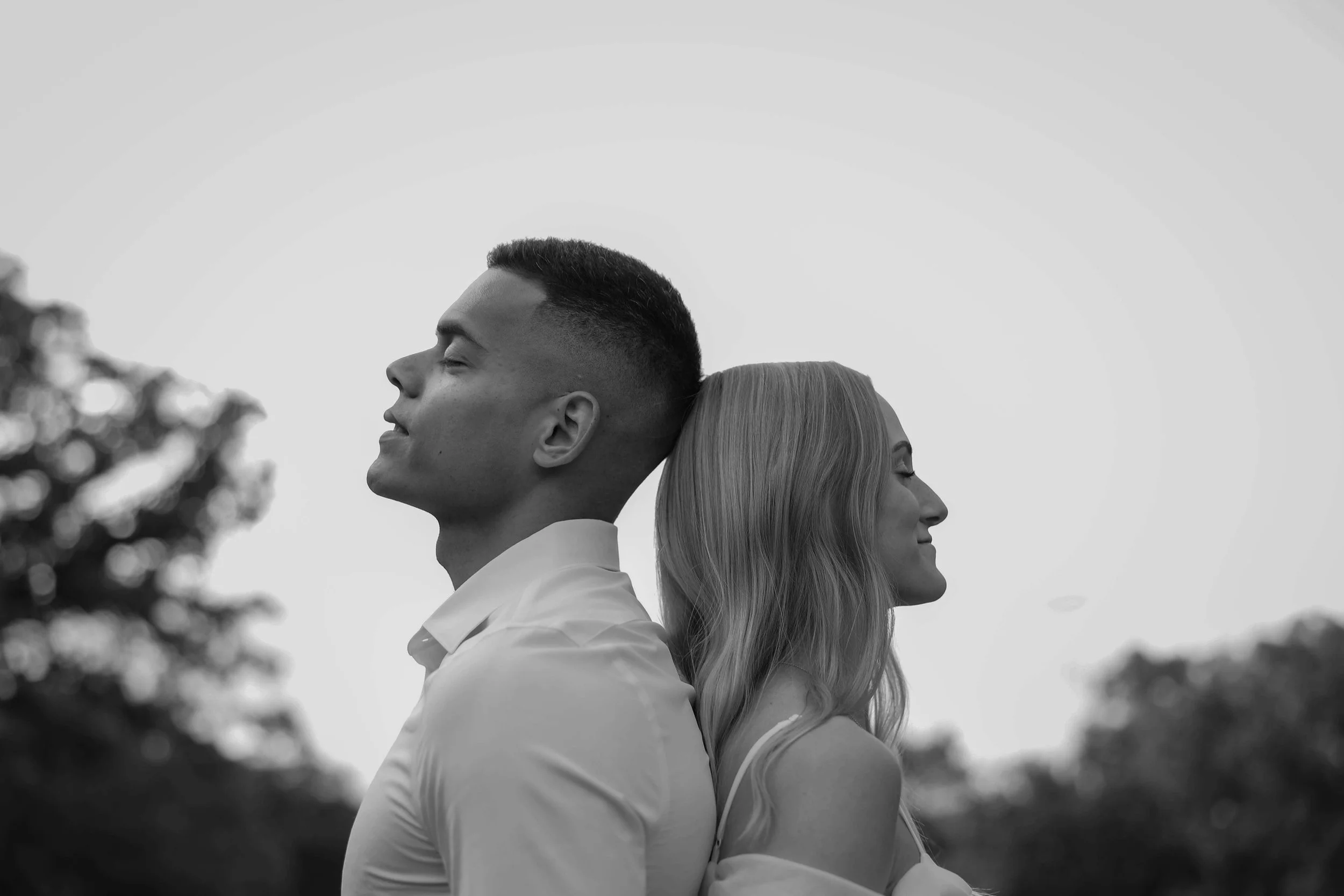 Couple during engagement session at upper Tuthill park with Jenna Heckel Photography.