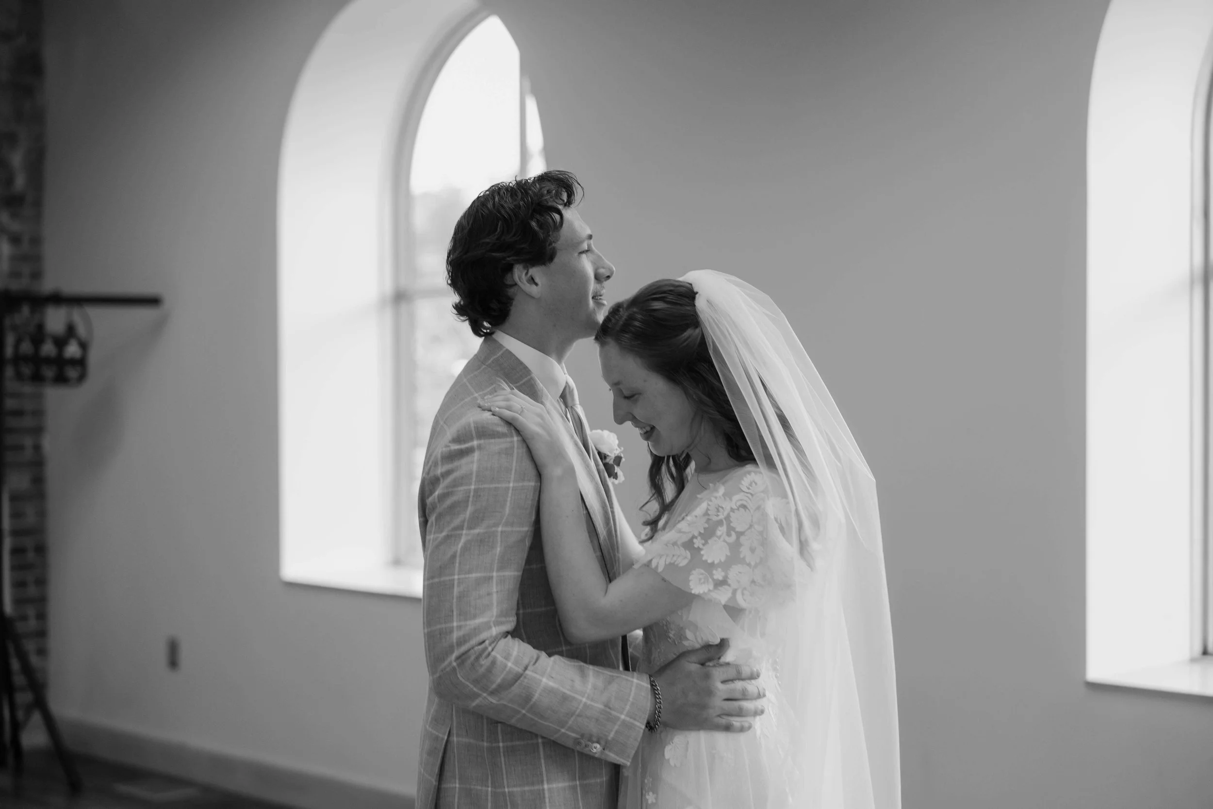Couple during first dance at Mosaic in downtown Sioux Falls, photographed by Jenna Heckel Photography.