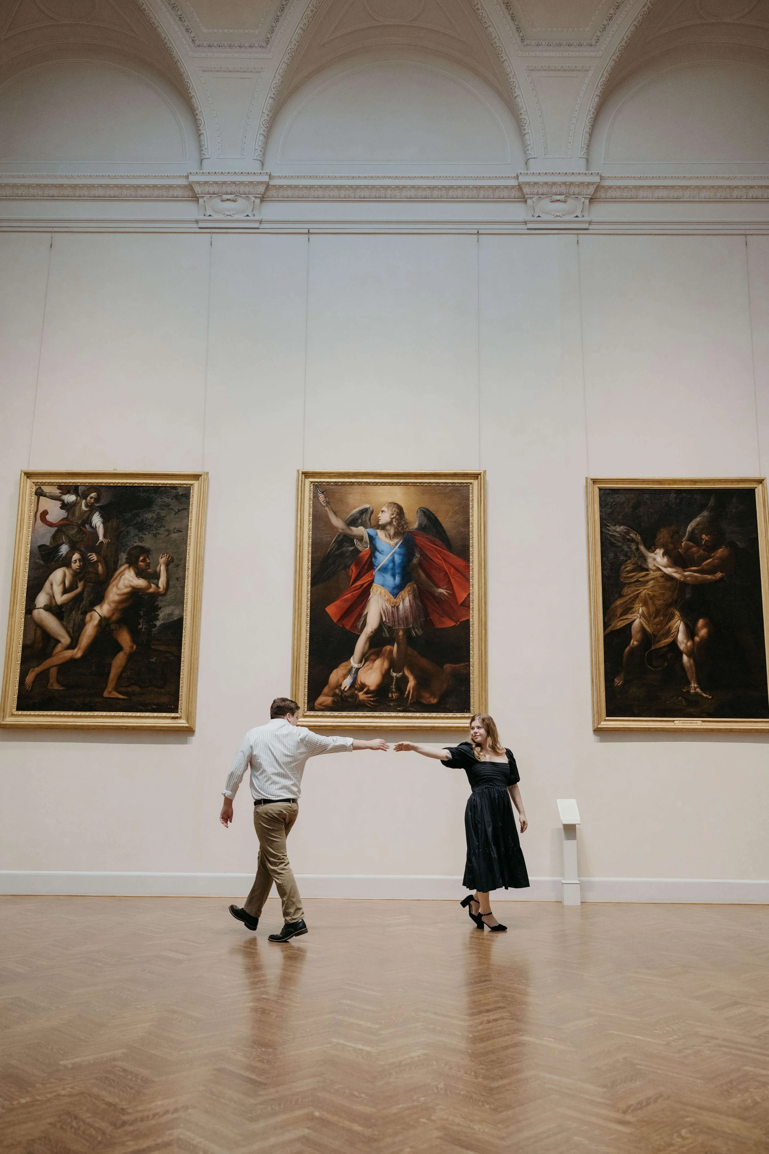 Engaged couple from Sioux Falls doing engagement photos at the Minneapolis Institute of Art in Minneapolis.