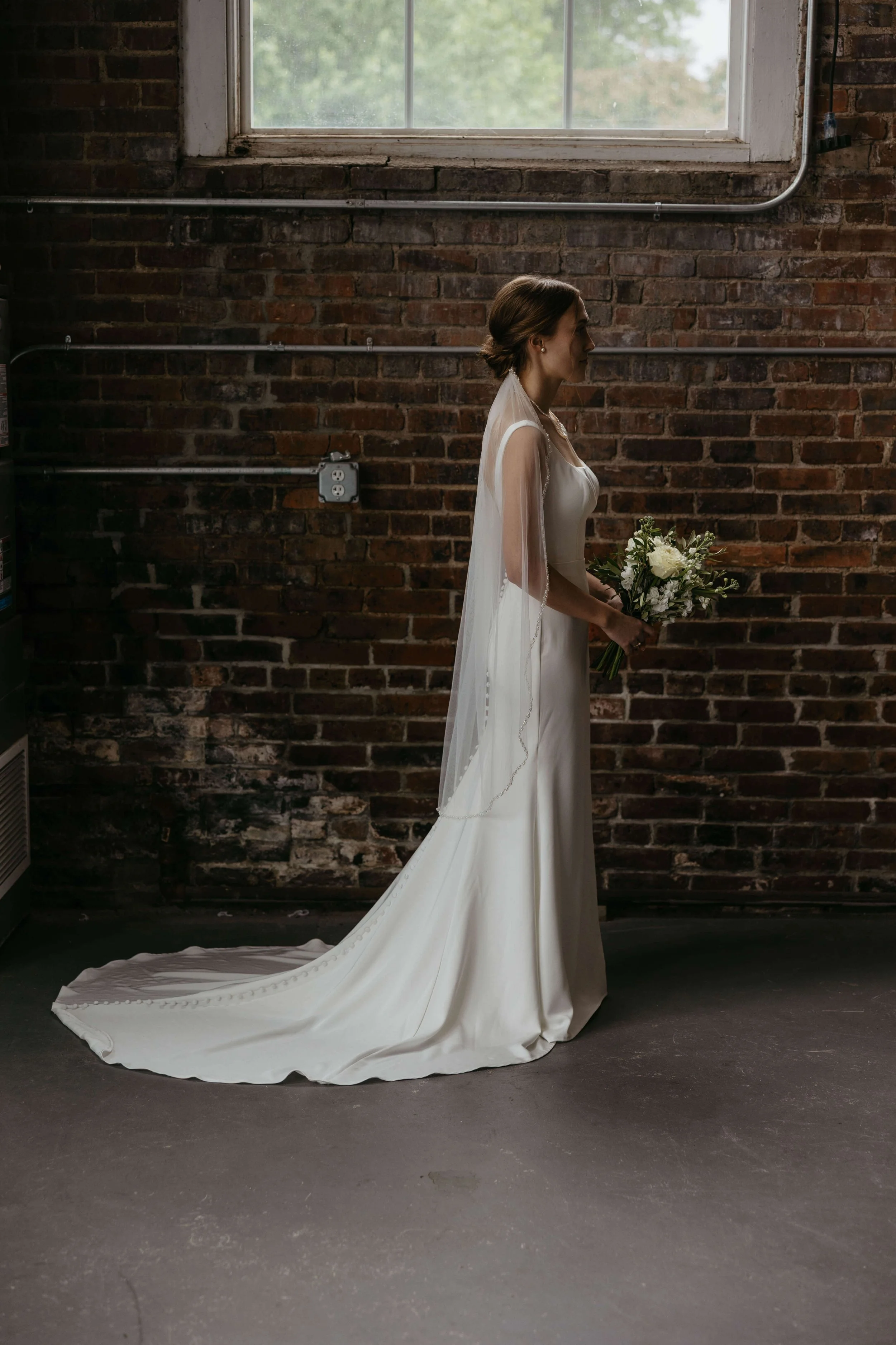 Portraits of bride on her wedding day in Yankton South Dakota.