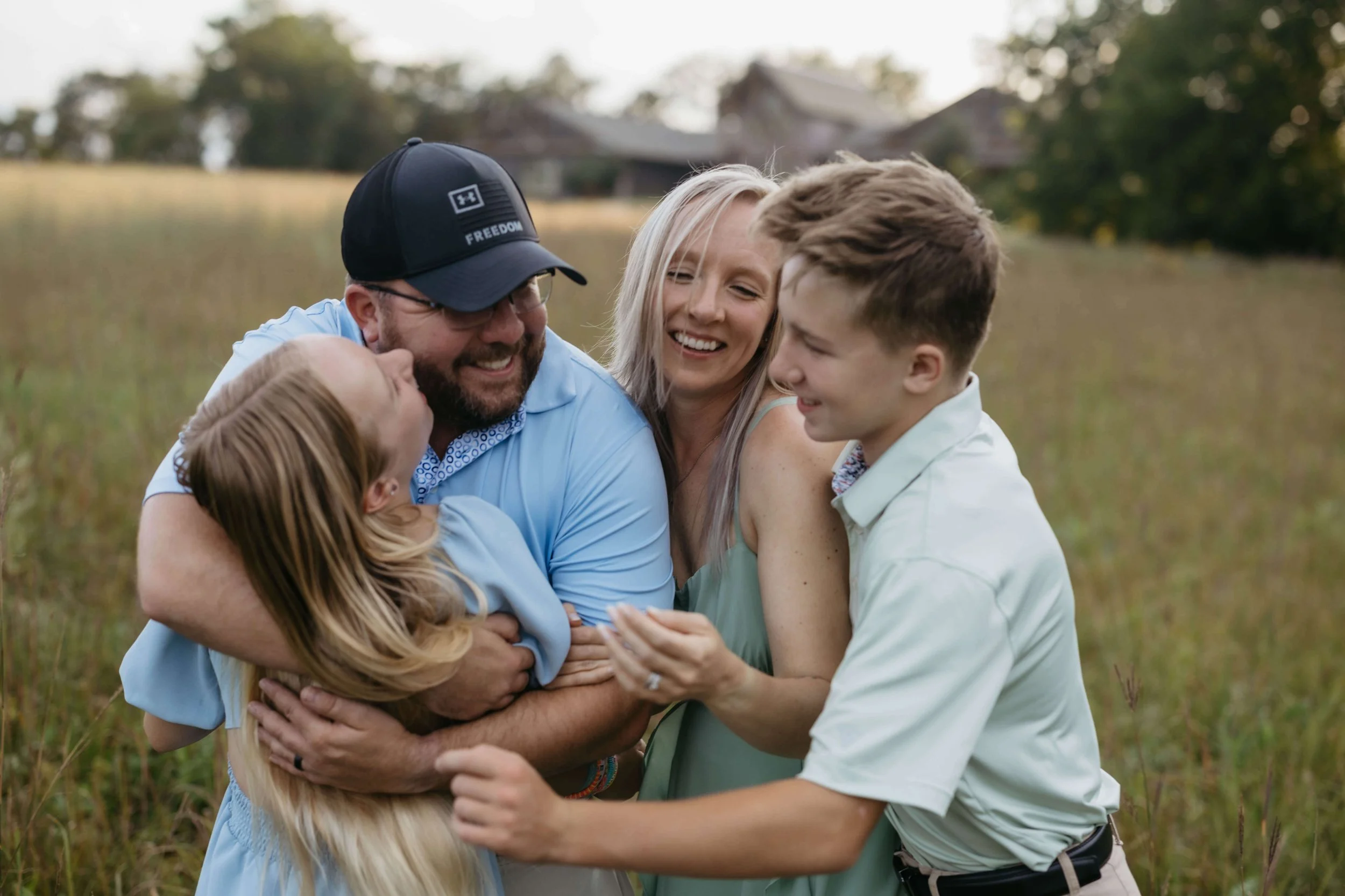 Summer family photo shoot at Good Earth State Park. Photographed by Jenna Heckel Photography.