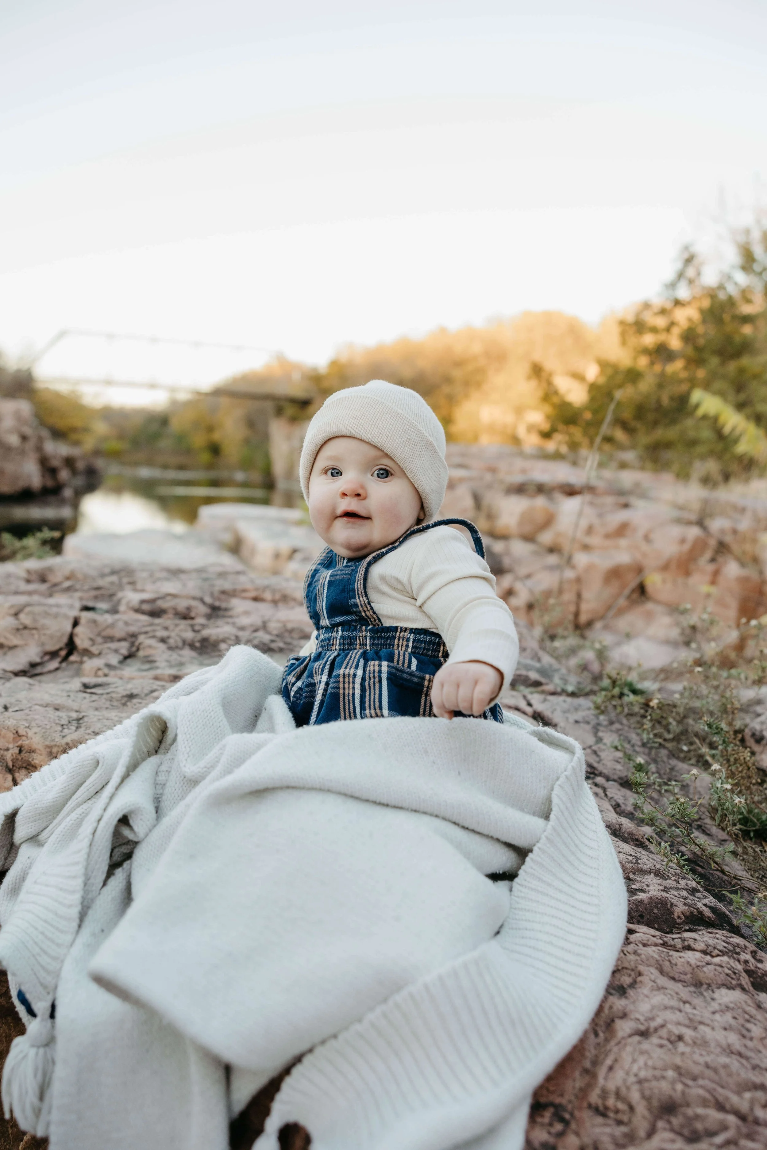Family at the Palisades State Park near Sioux Falls, South Dakota doing fall family photos.