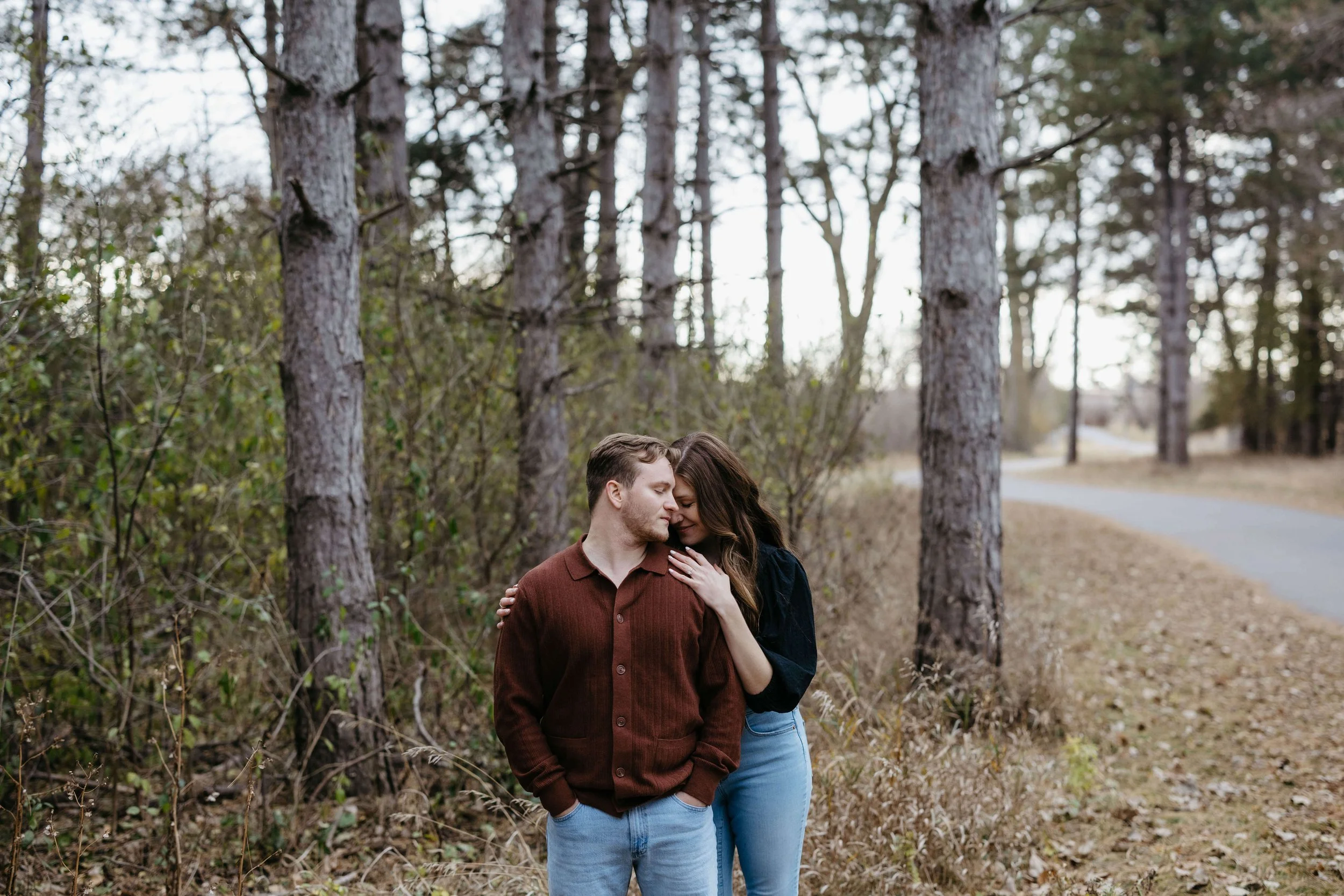 Dreamy fall engagement session in Sioux Falls on the bike trails with Jenna Heckl photography.  