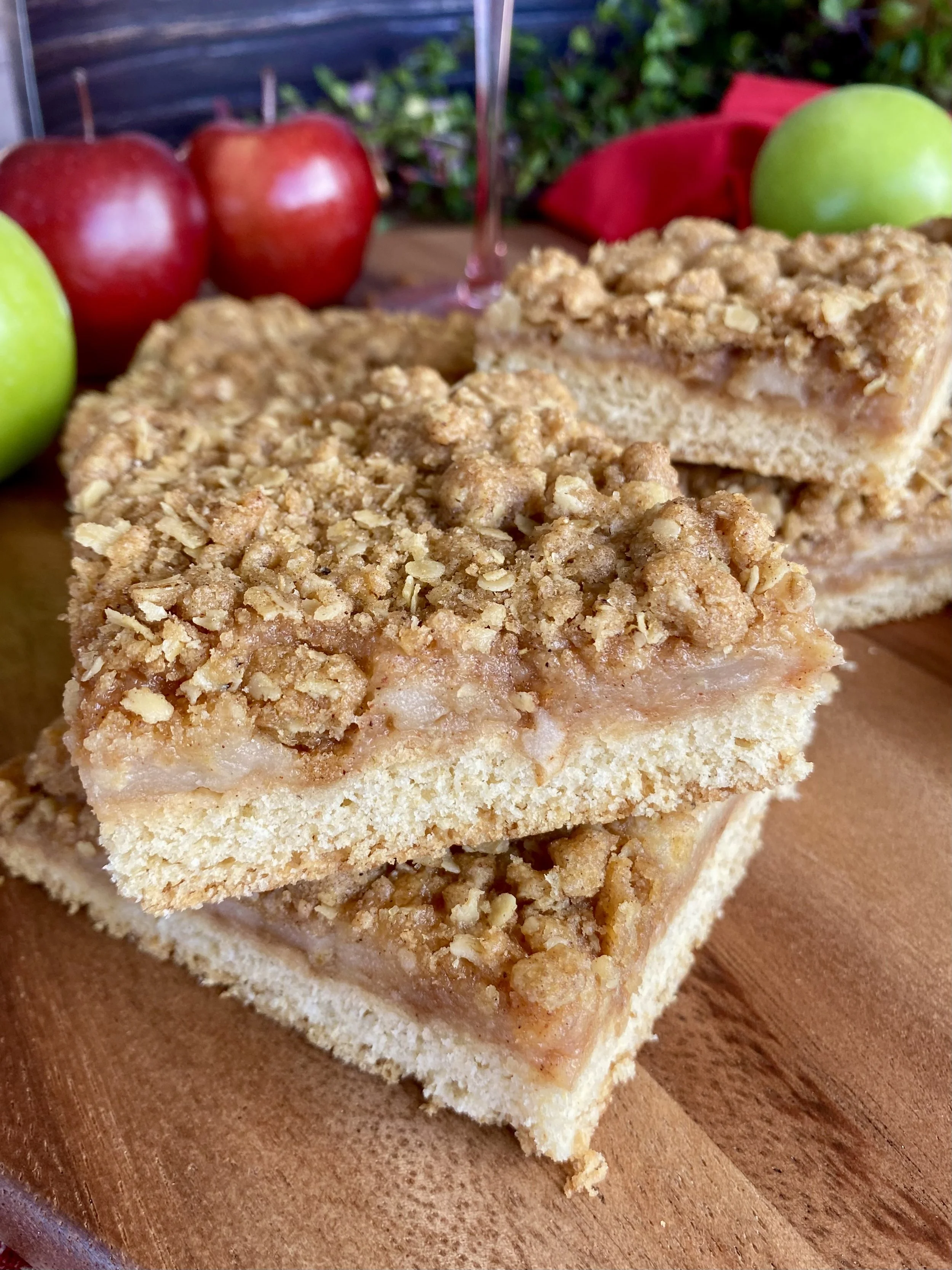 Apple Crumble Bars