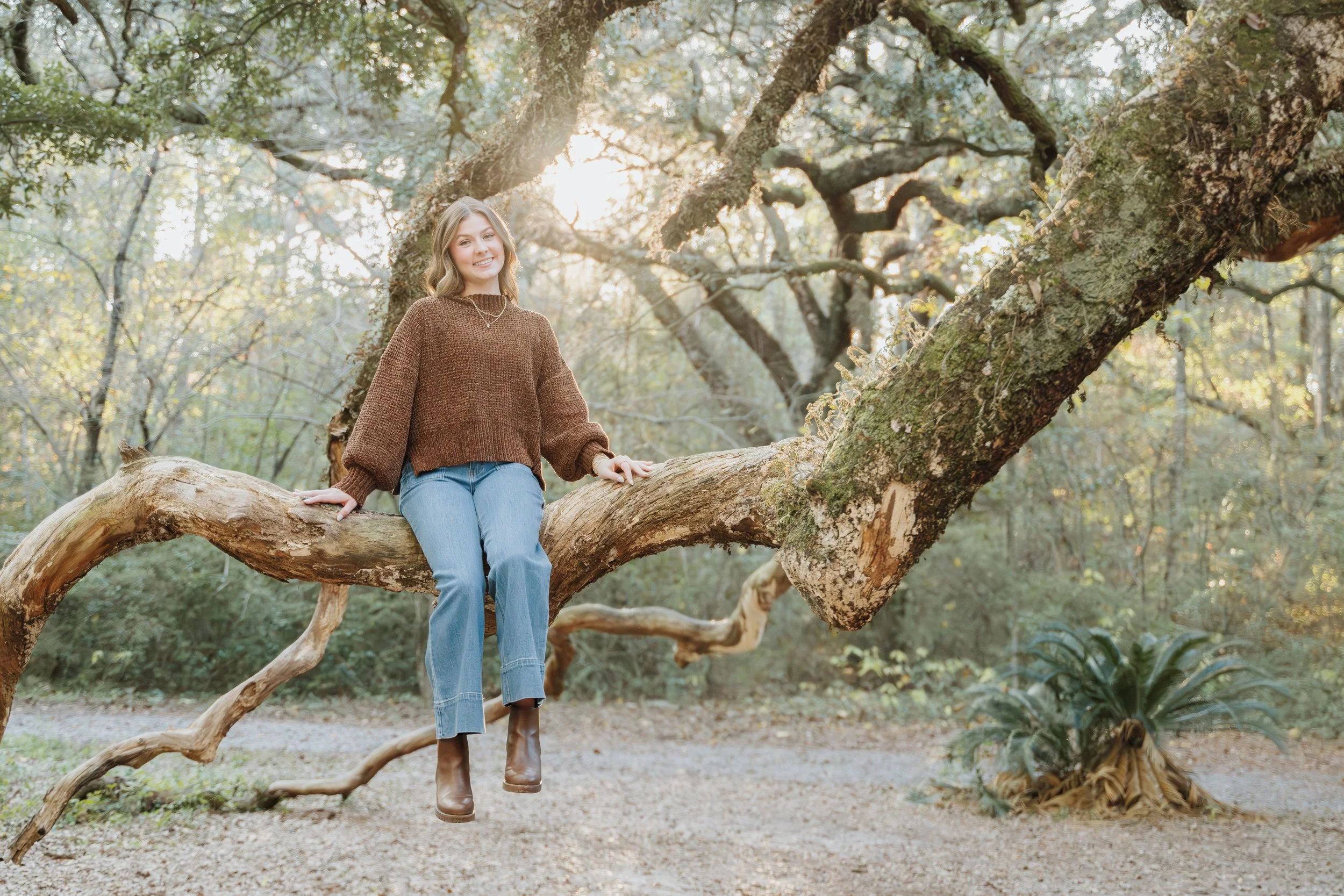 Maylin Senior Portraits-102.jpg