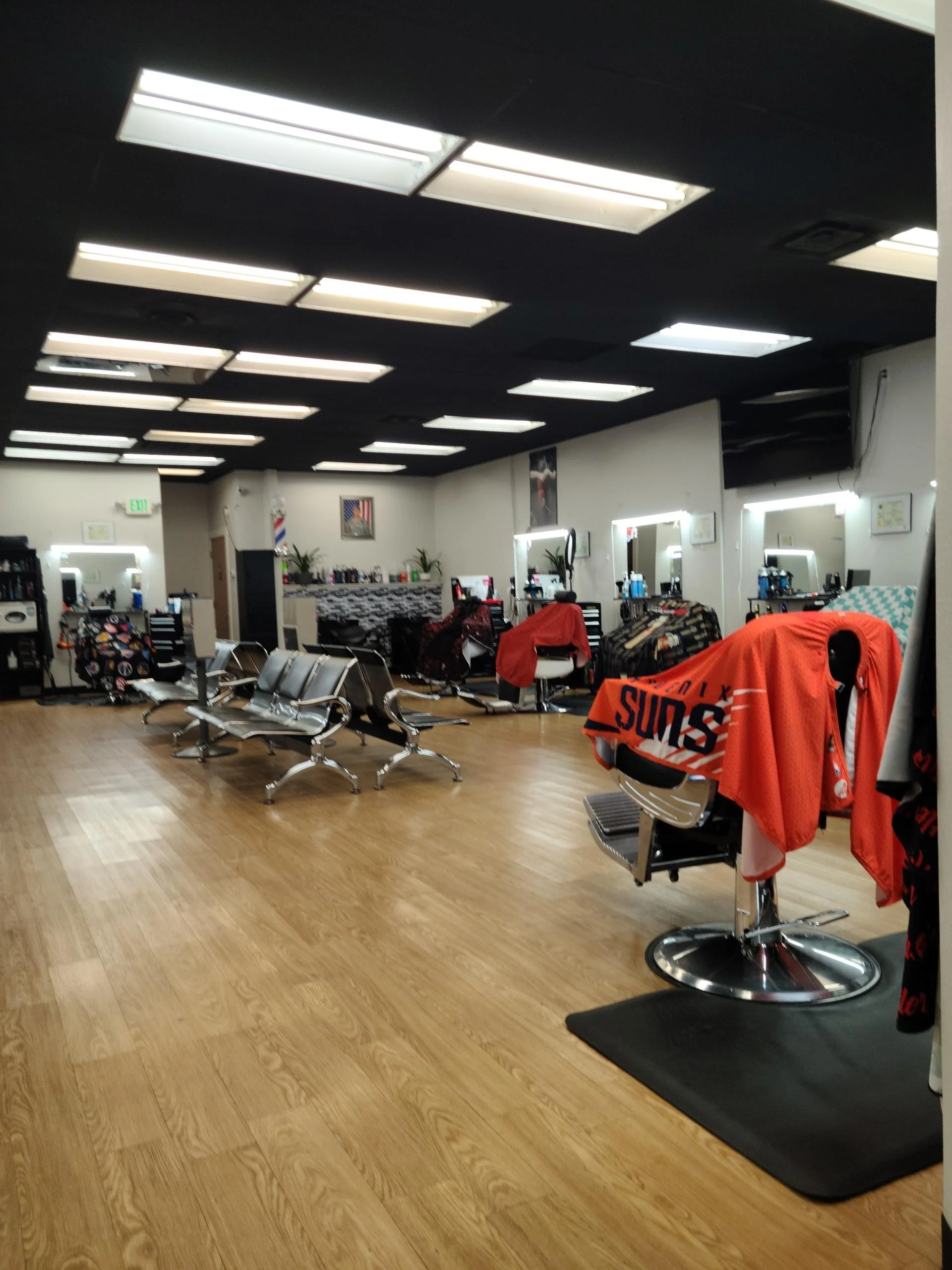 Level Up Barber and Beauty