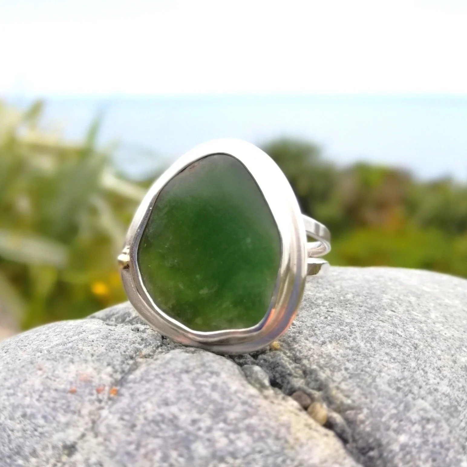 Pounamu ring beach pebble.JPG