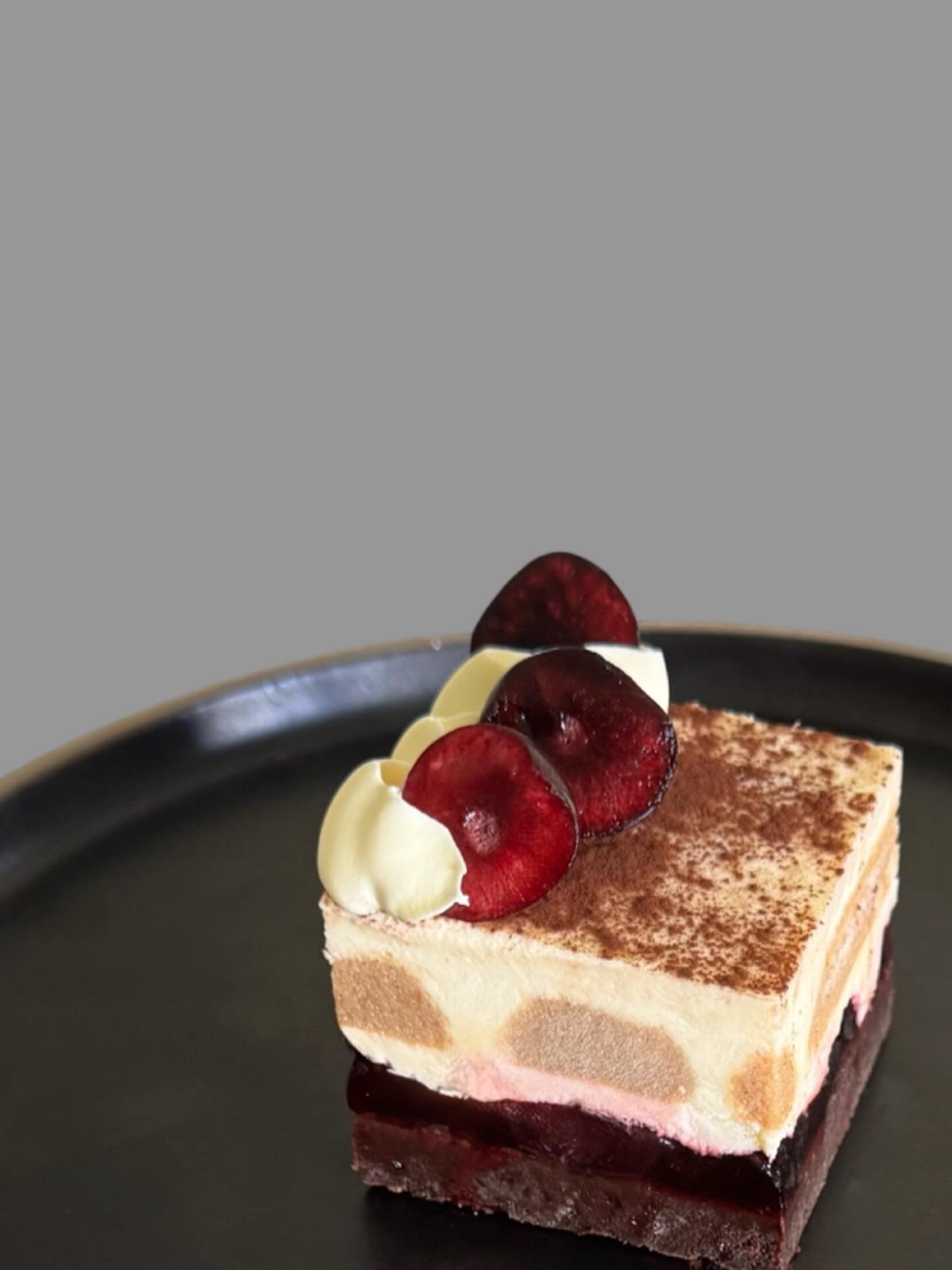 A little dessert mashup for our December pop-up&hellip; Black Forest Tiramisu 

Valrhona premium Dark chocolate brownie, Cherry compote, Frangelico and Coffee soaked Savoiardi, Mascarpone Sabayon mousse.

Website is live for pre-orders www.fixonfrida