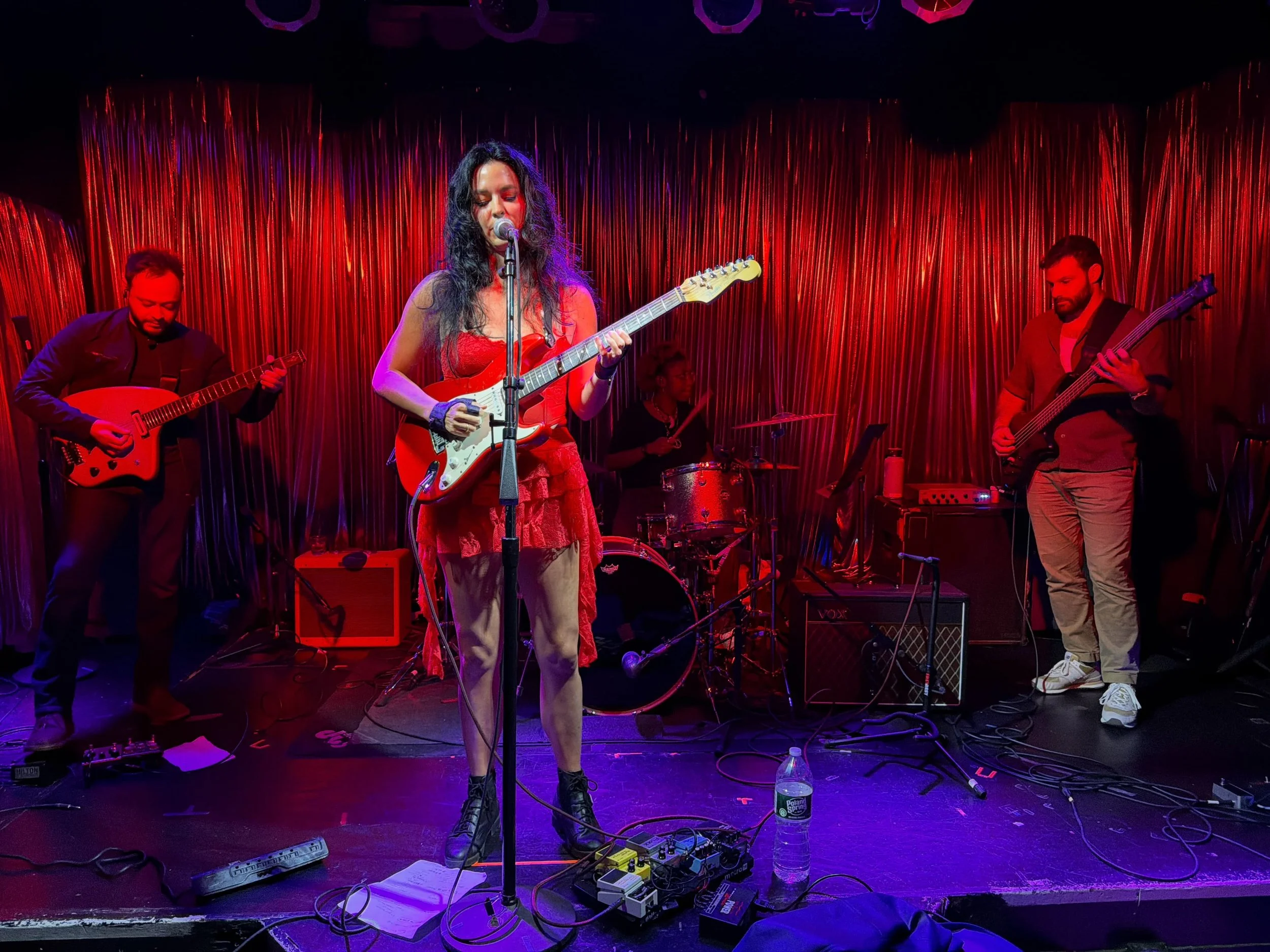 So much fun watching my friend @carrieableart's band at @bowerypalace. Rock on!