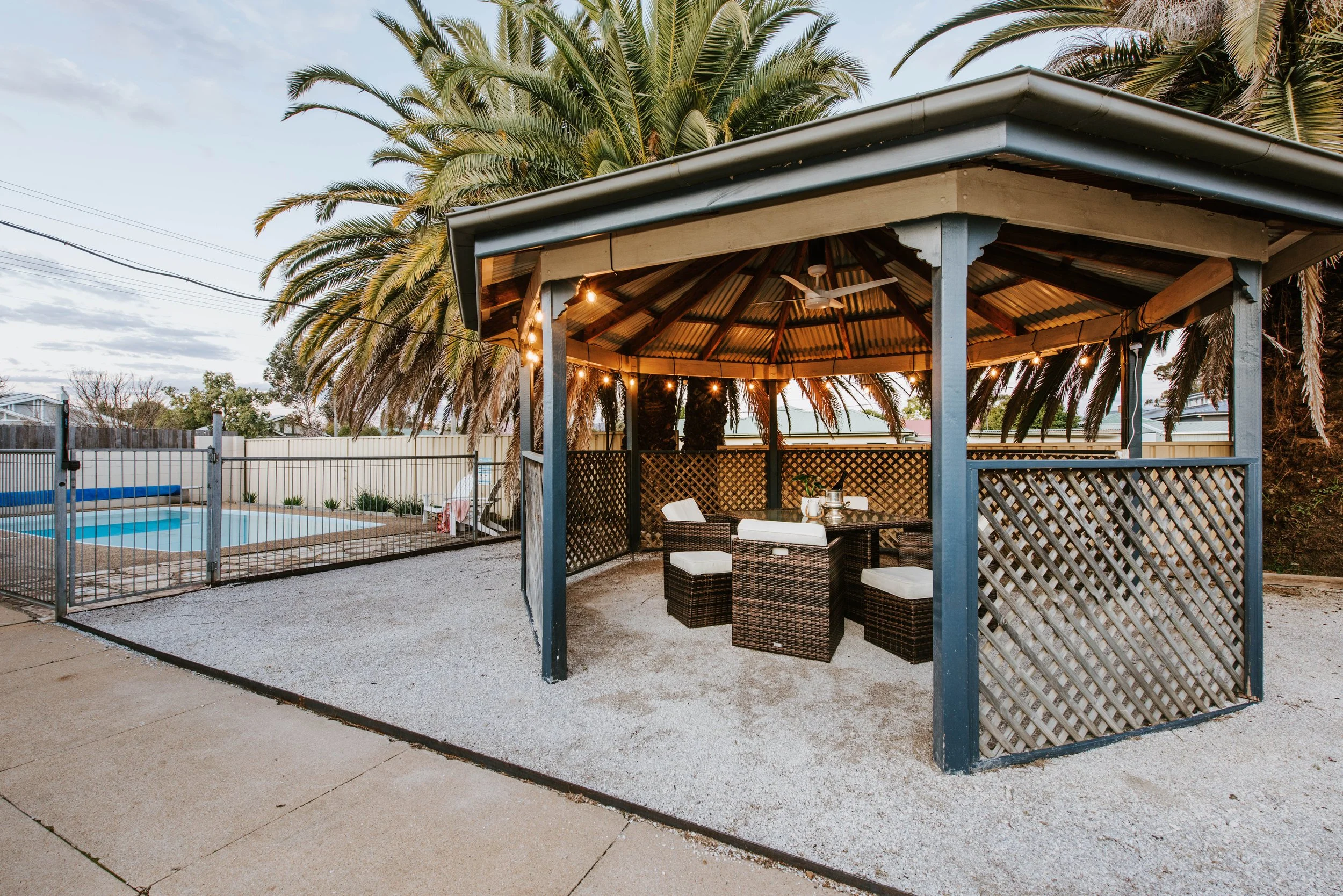 The Gladstone Family Holiday Mudgee Getaway Swimming Pool