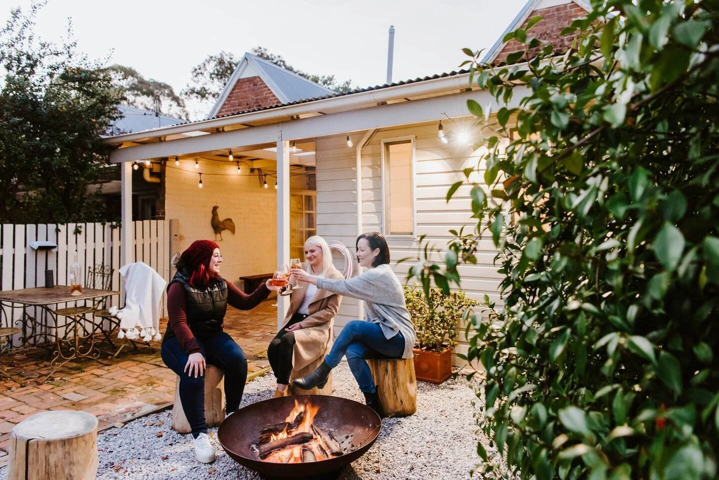 Riddell Cottage fire pit Mudgee Accommodation