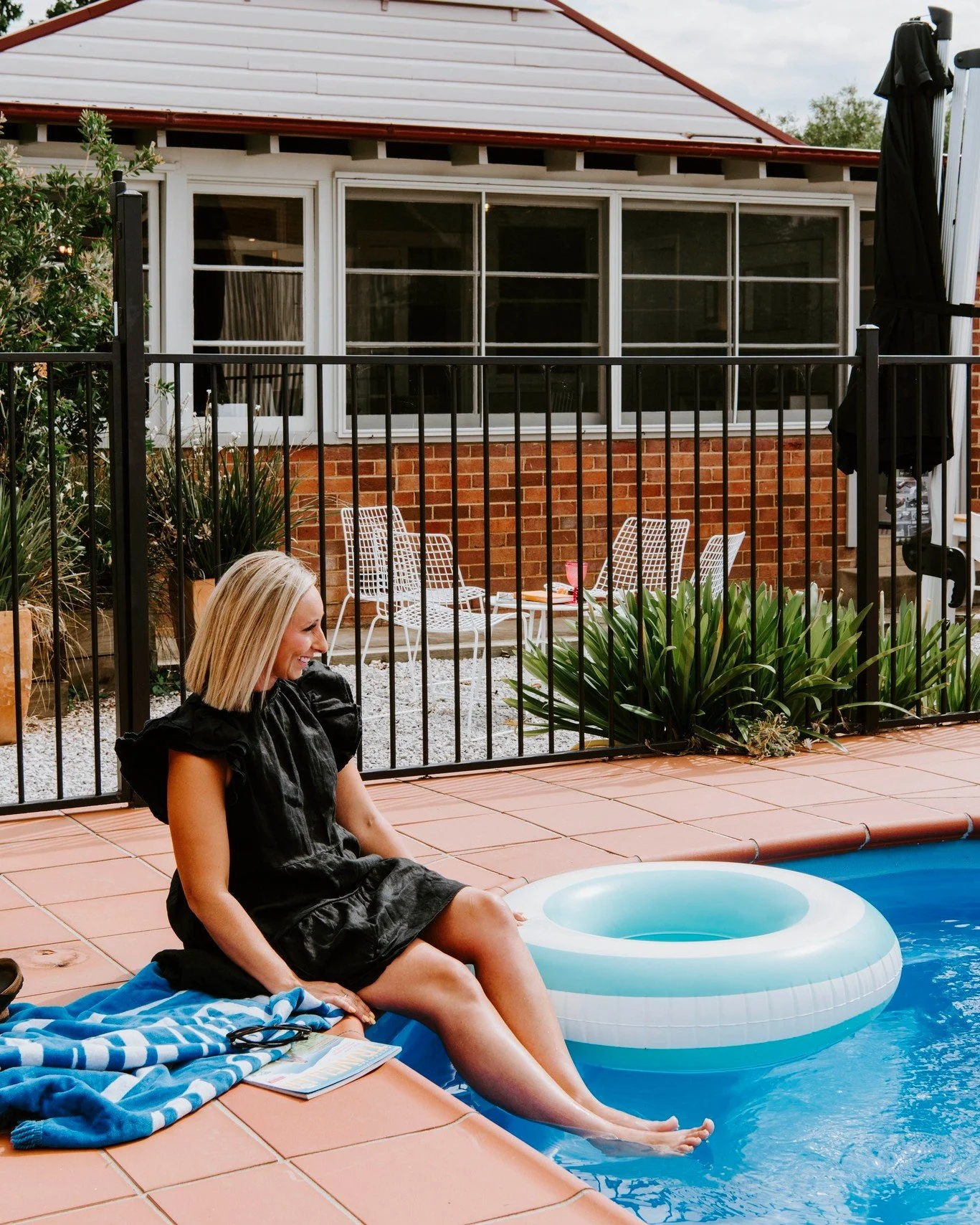 There&rsquo;s just one month until the NRL kicks off in Mudgee - have you booked your accommodation yet? 🏈 

We&rsquo;ve got a range of available stays, just made for pre-game group hangs around the pool, post-match alfresco dining under the stars, 