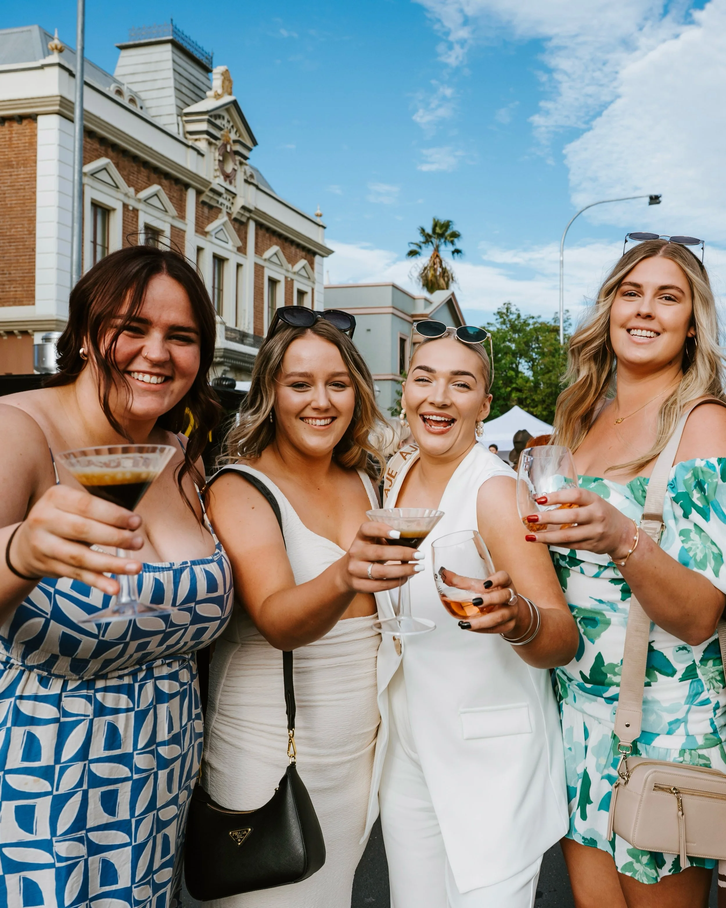 Everyone&rsquo;s favourite street festival is back tomorrow on Mudgee&rsquo;s main streets 🍷🍔 Here&rsquo;s where we&rsquo;re headed tomorrow for the annual Flavours of Mudgee celebration 🤗

Pebbly Path rocky road for the sweet tooth 🍫

Steins Win