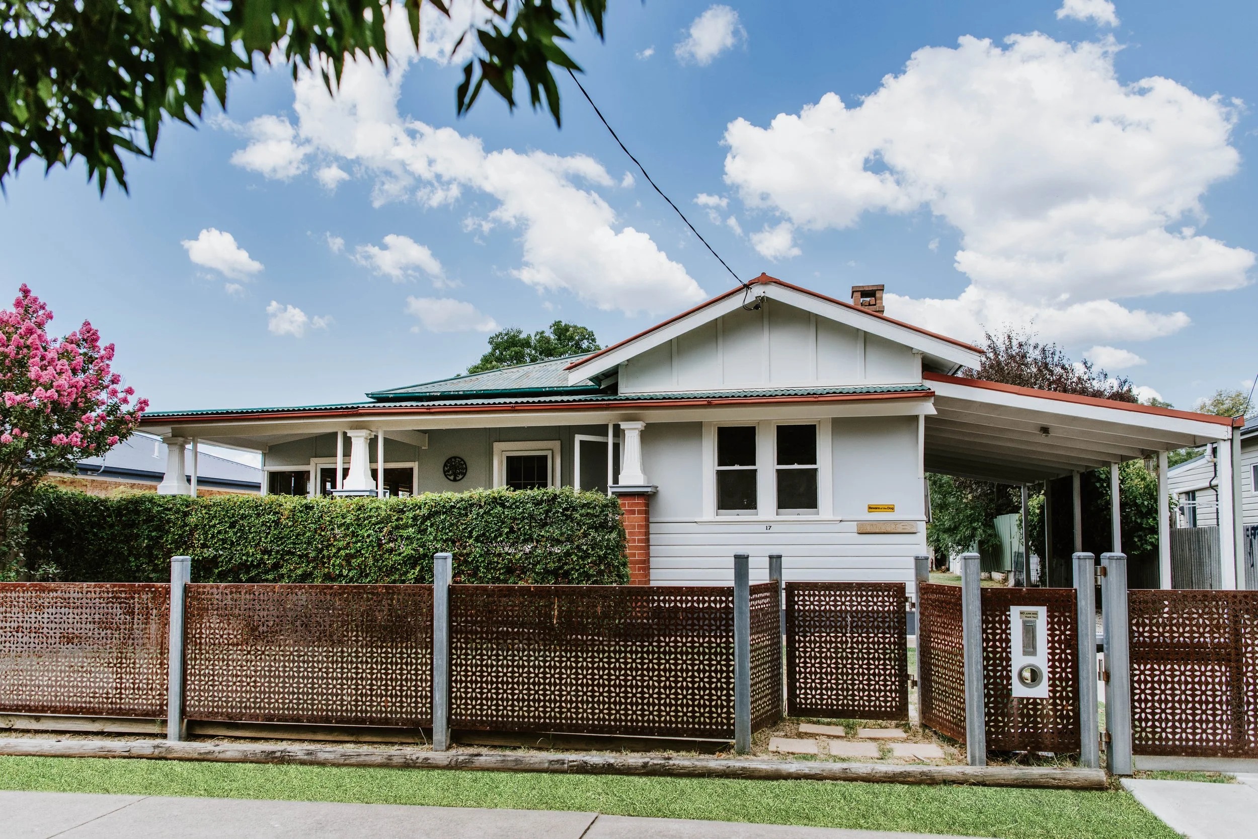 Court House Pet Friendly Accommodation Mudgee Bliss Stays