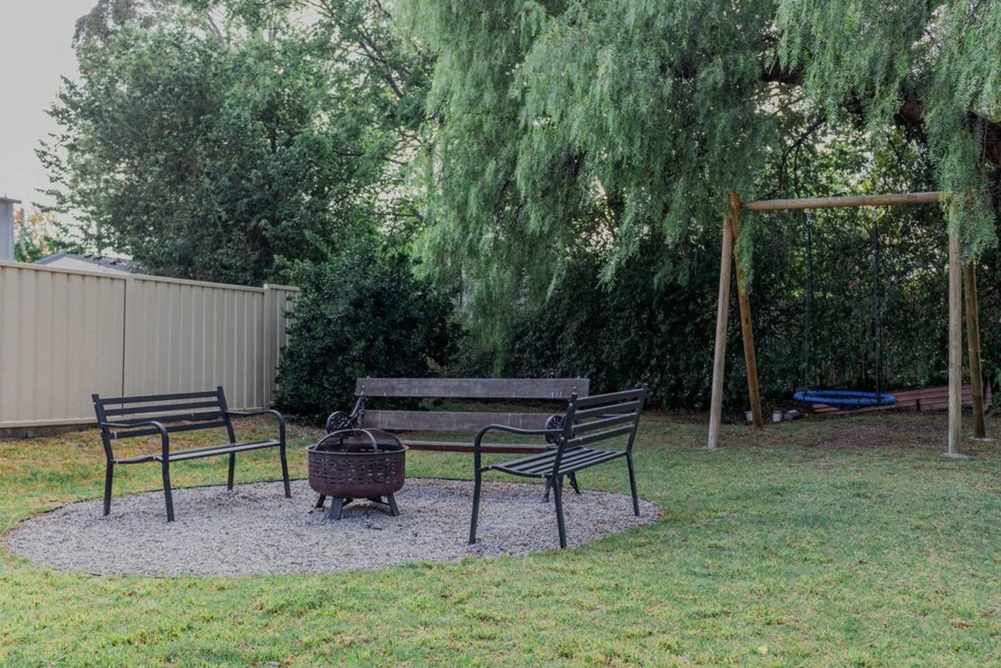 Fairbairn fire pit Mudgee Accommodation