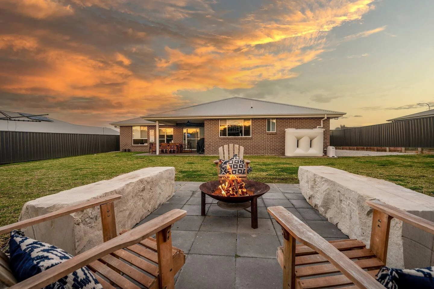 Devan House fire pit Mudgee Accommodation Bliss Stays
