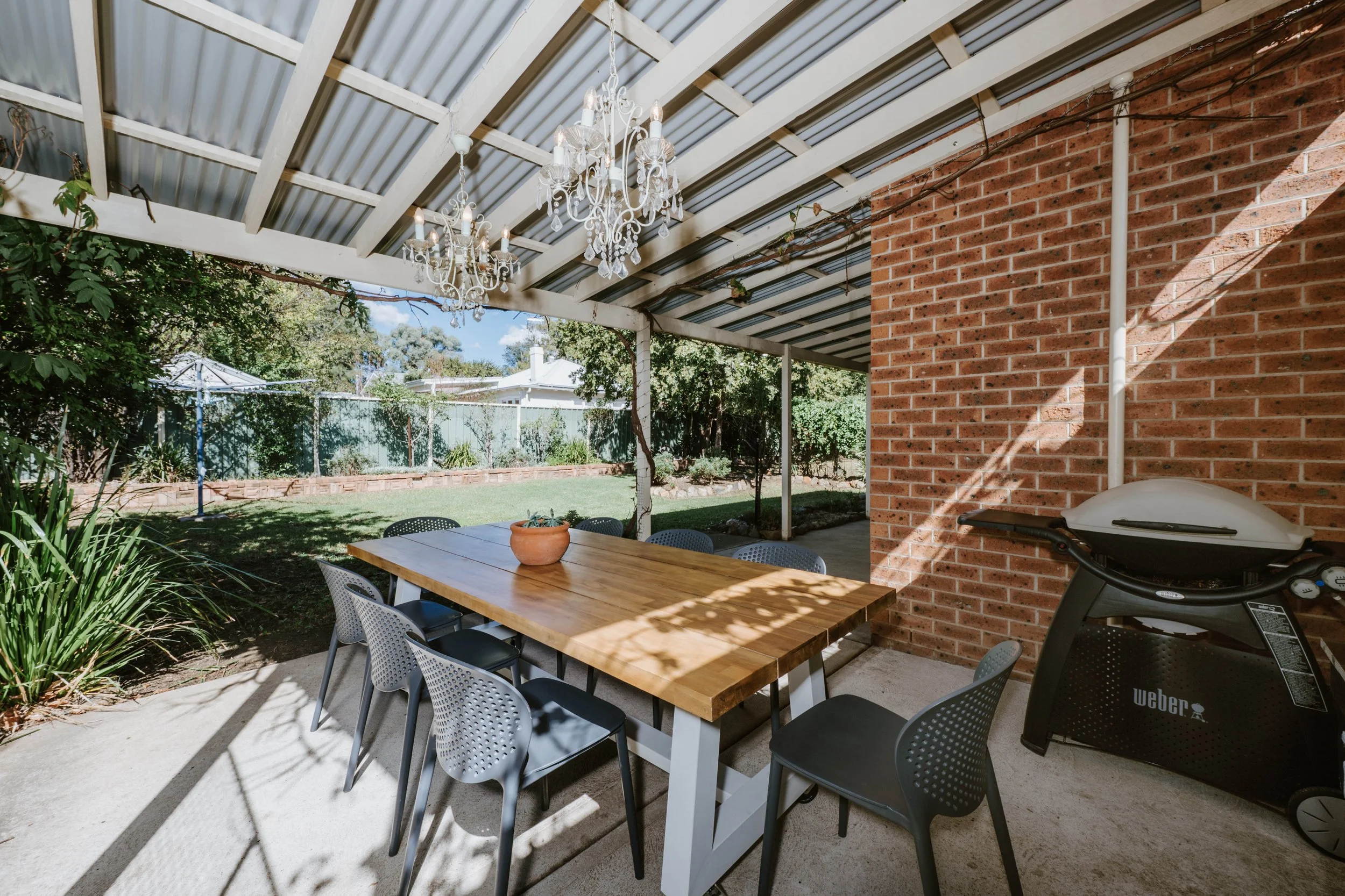 Family-Friendly Airbnb Mudgee, Mudgee Family Accommodation, Spacious Holiday Home Mudgee, Mudgee STR for Families, Kid-Friendly Stay Mudgee, Group Stay Mudgee, Mudgee Family Getaway, Pet-Friendly Family Rental Mudgee, Mudgee Country Home for Families