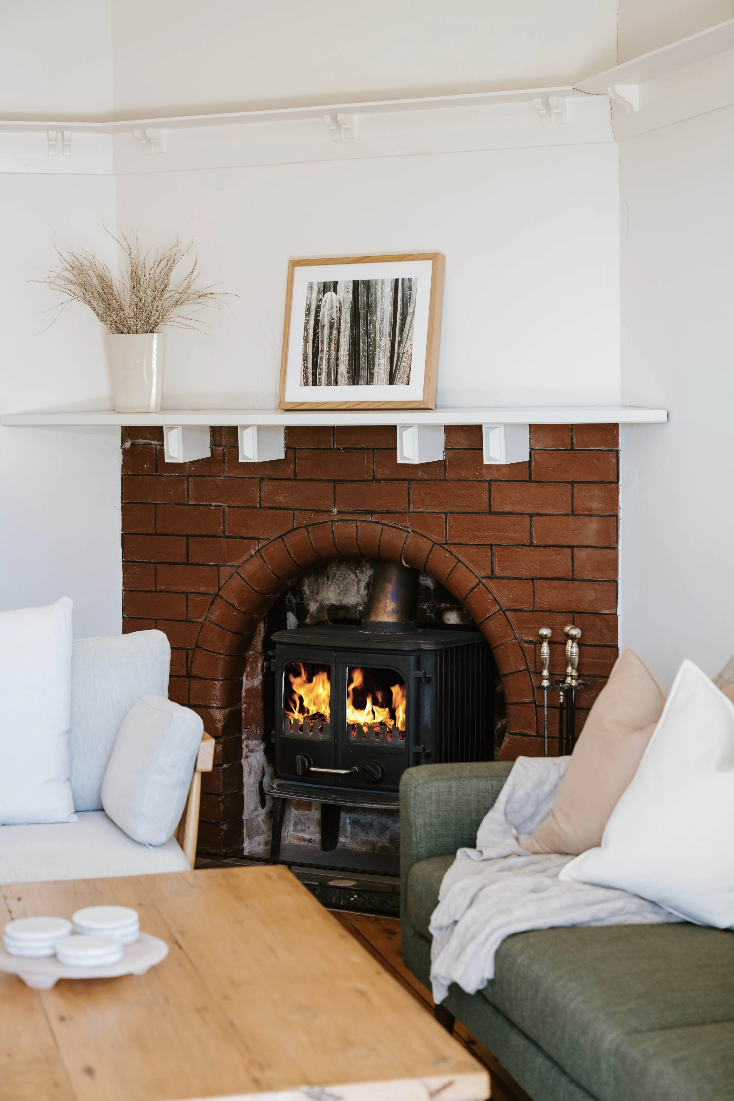 Mudgee accommodation with fire place