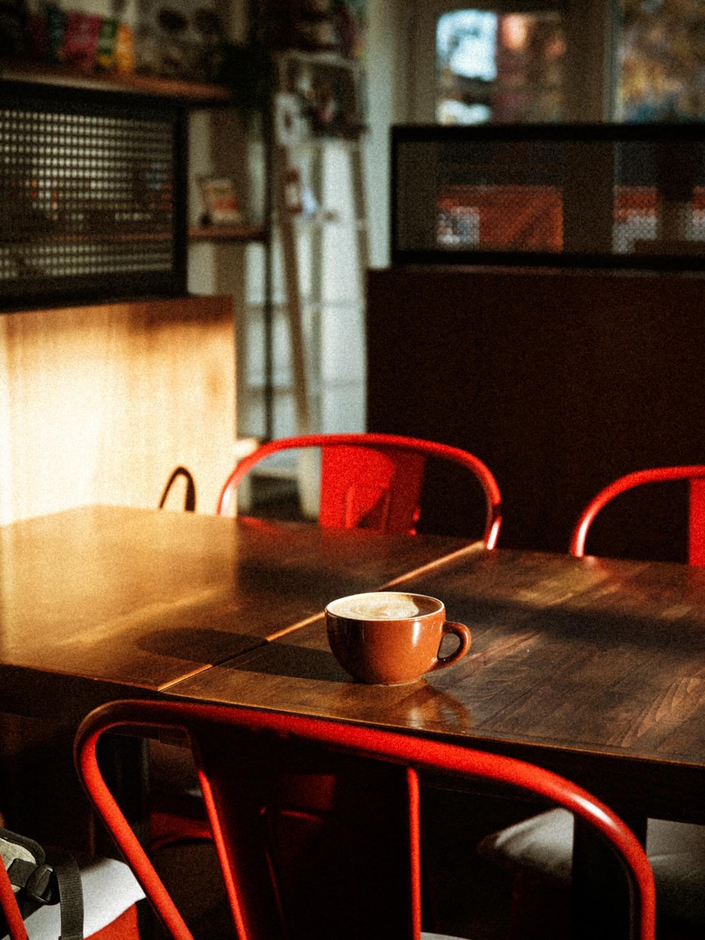 This week was a whirlwind, which feels very on brand for the week before Christmas. The twins turned two, we squeezed in a little adventure, one buyer officially closed, two more found homes that fit exactly what they needed, and I grabbed coffee @ra