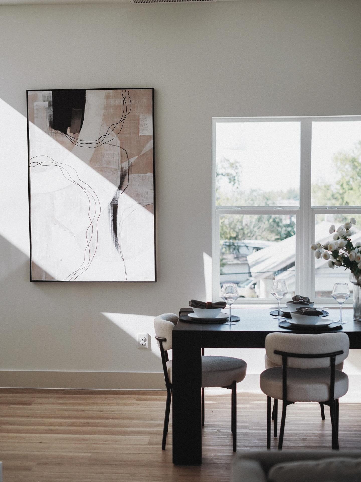 This one has been building for awhile now, and seeing it this close to the finish line feels UNREAL!

Watching an idea turn into walls, light, texture, an actual home never gets old, but this one just feels different.

3202 Quitman is finally standin