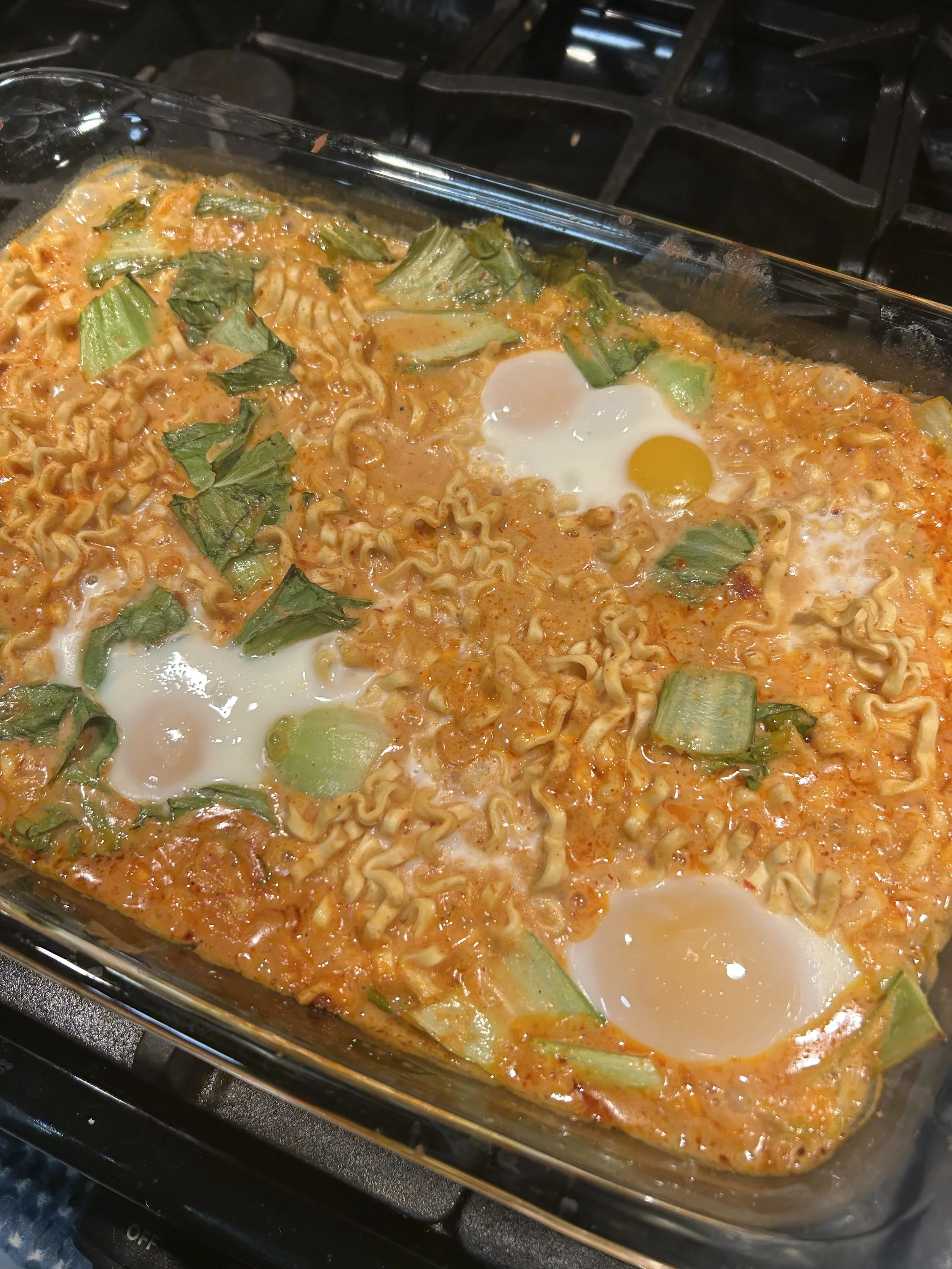 I tried the viral spicy peanut dump and bake ramen… my review!