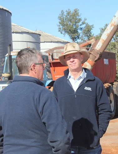 Farm-Consultant-Insurance-HamishWhite-09.jpg