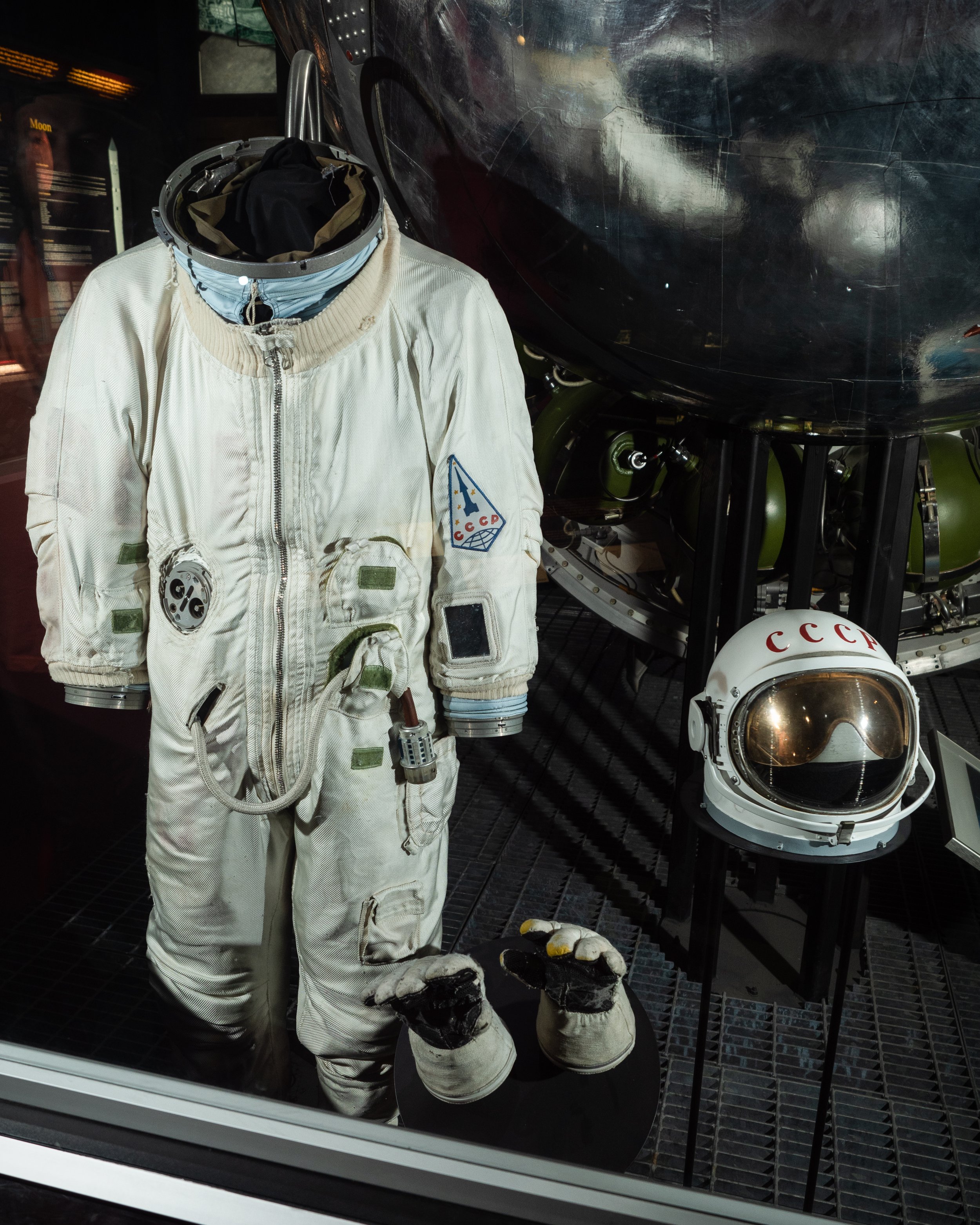 space-suit-berkut.jpg