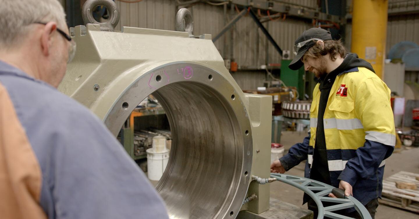 Our apprentice Bayley is thriving on the learning at our Hastings workshop!

JTE Est 1934.
Australian Engineering at its best. #machineshop 
#engineeringworkshop #melbourne #australia #millingmachine #lathe #cnc #cncmachining #welding #machinerestora