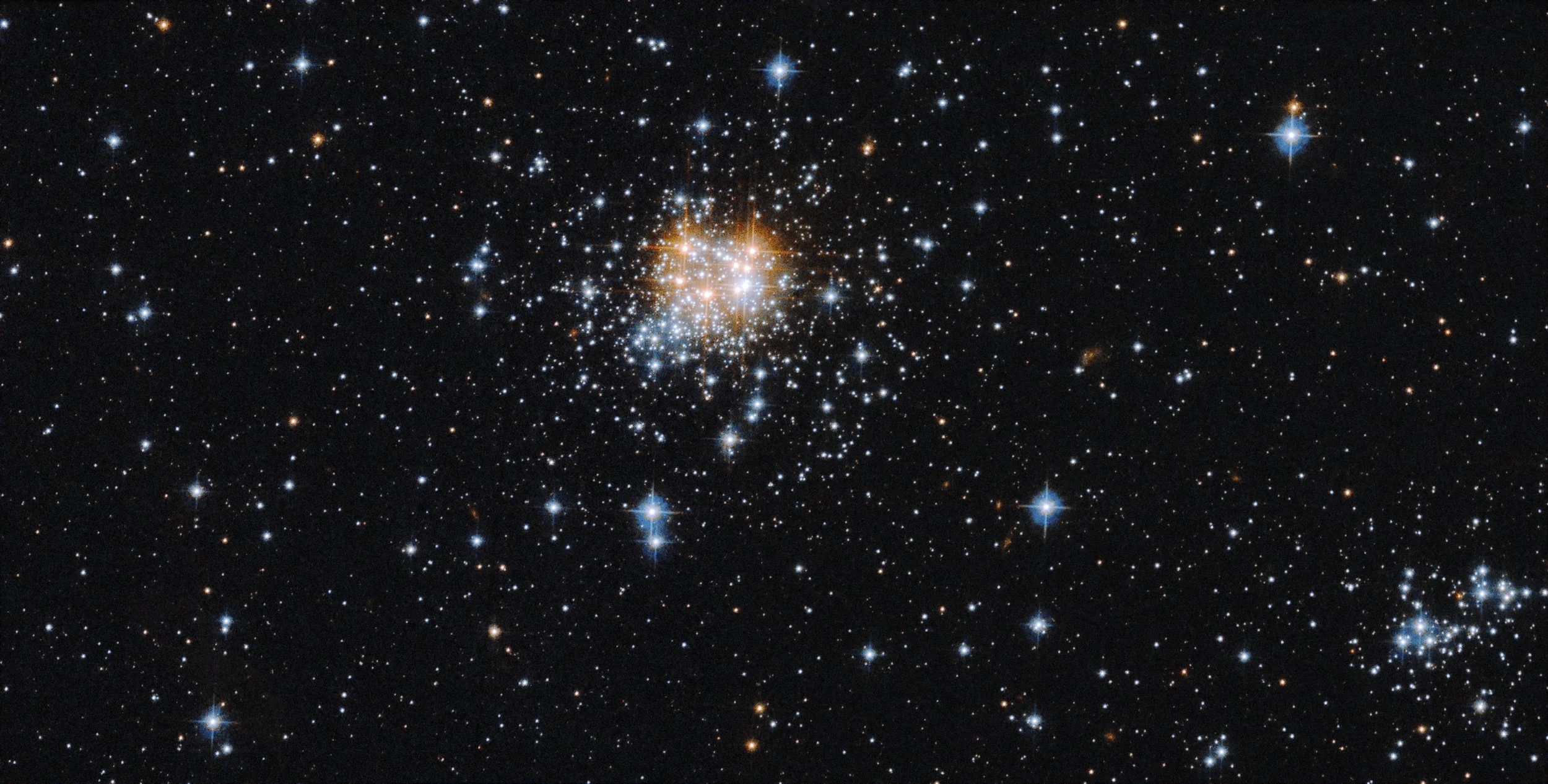 hubble_ngc2002.jpeg