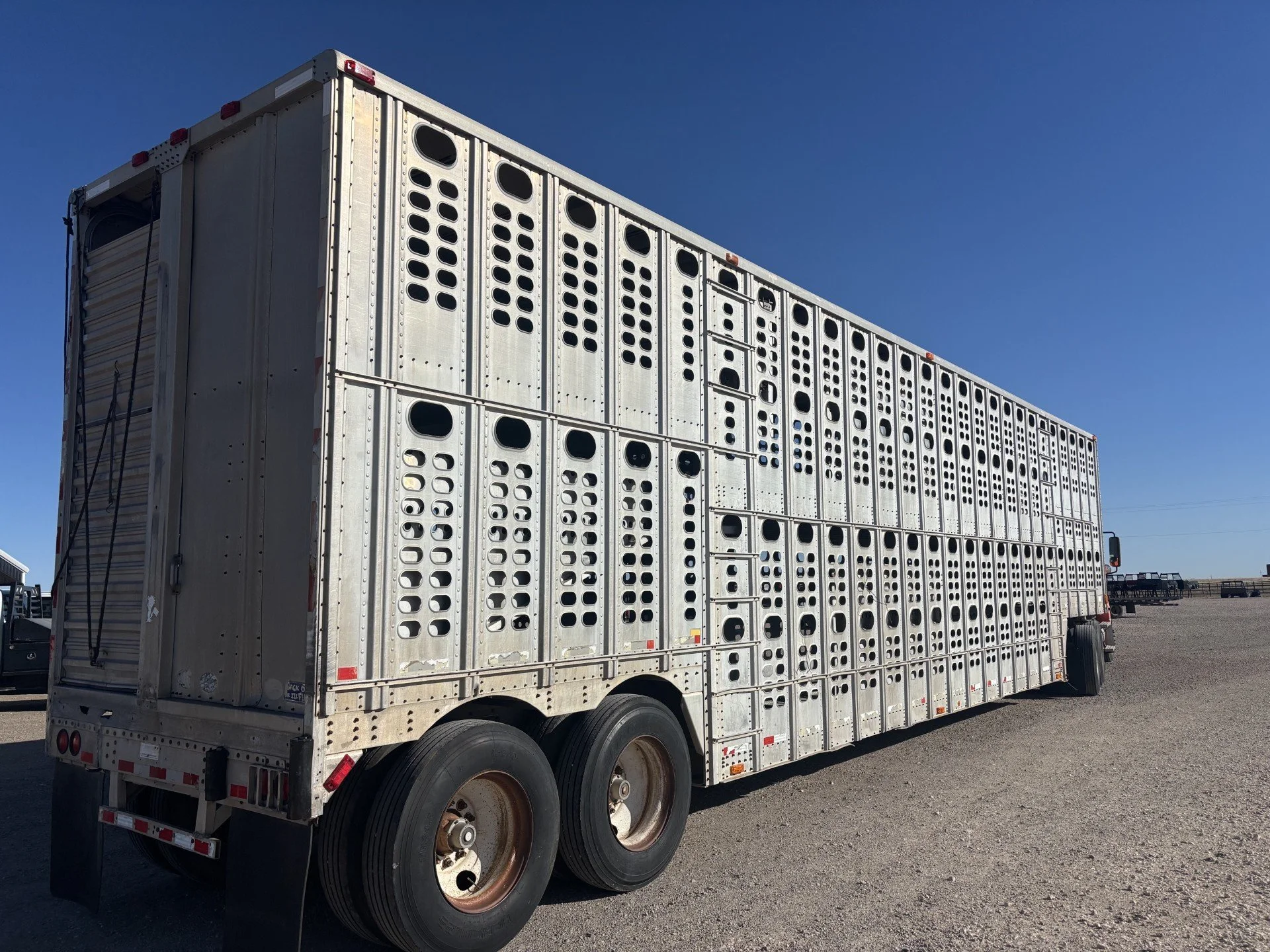 cattlepot-#016-2.jfif