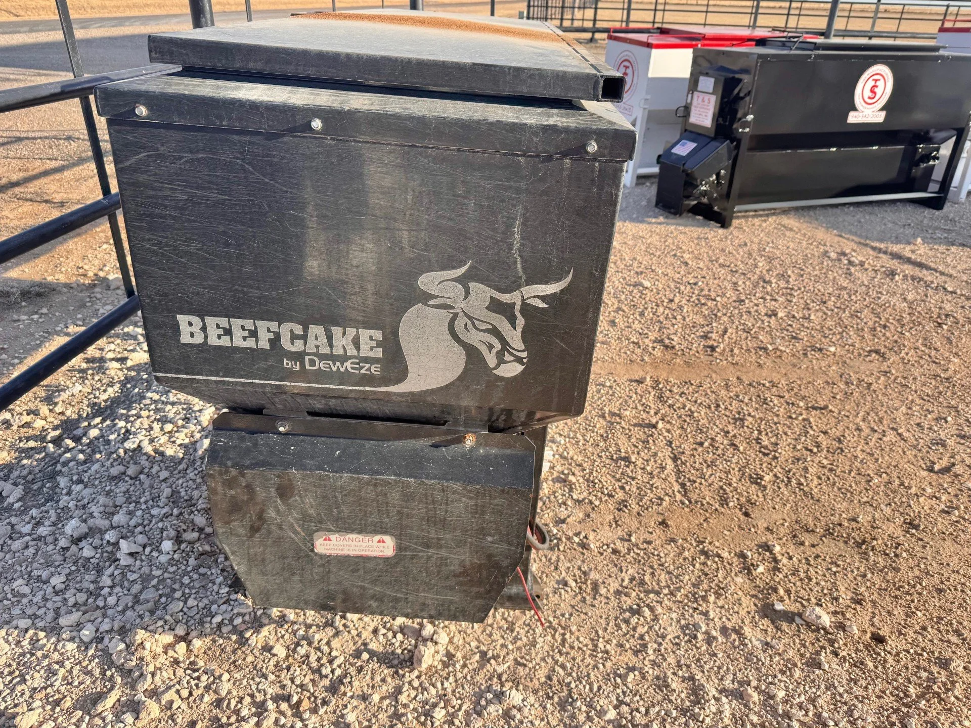 Bryce Wagoner Feeder CON-3.jpg