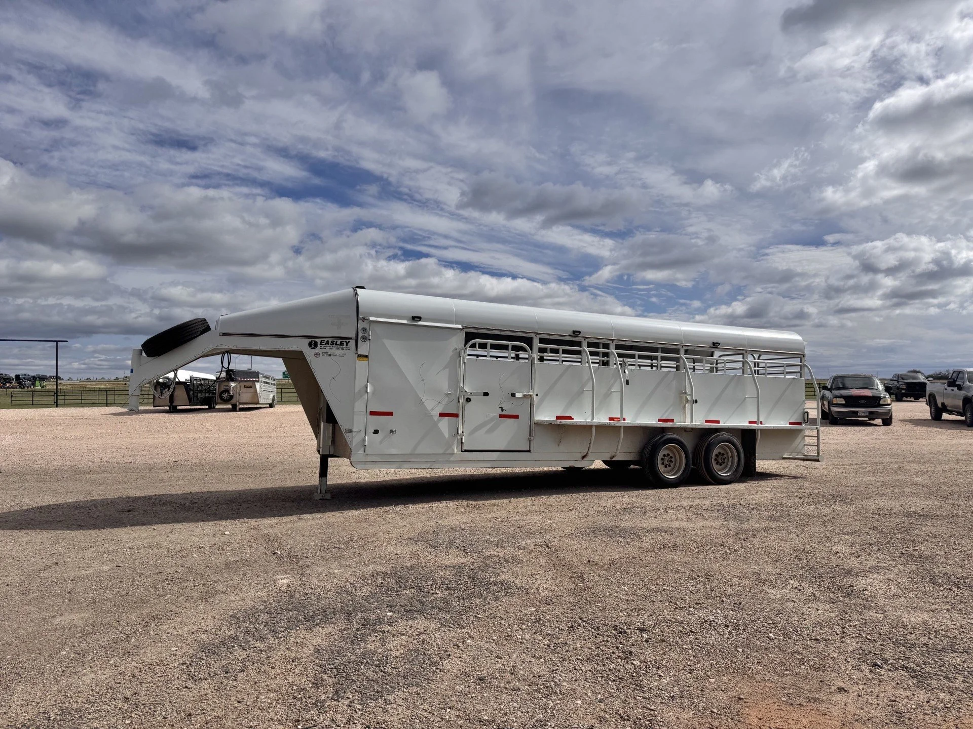 eas-114.jfif
