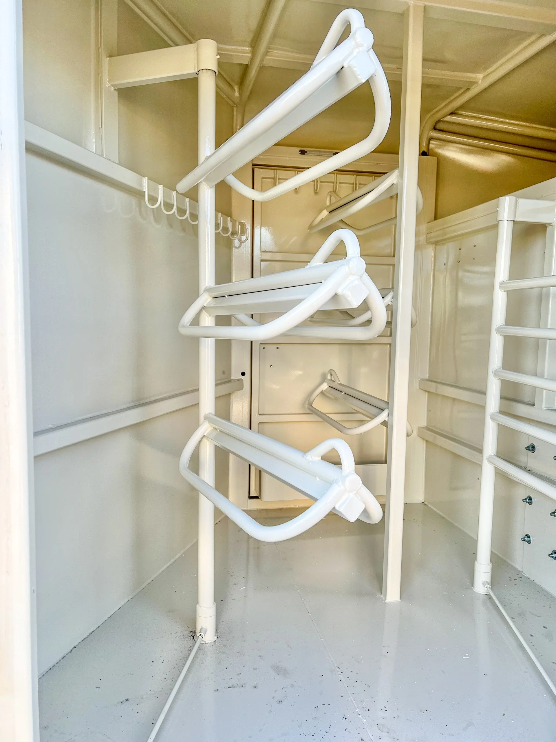 Swivel Saddle Rack.jpg