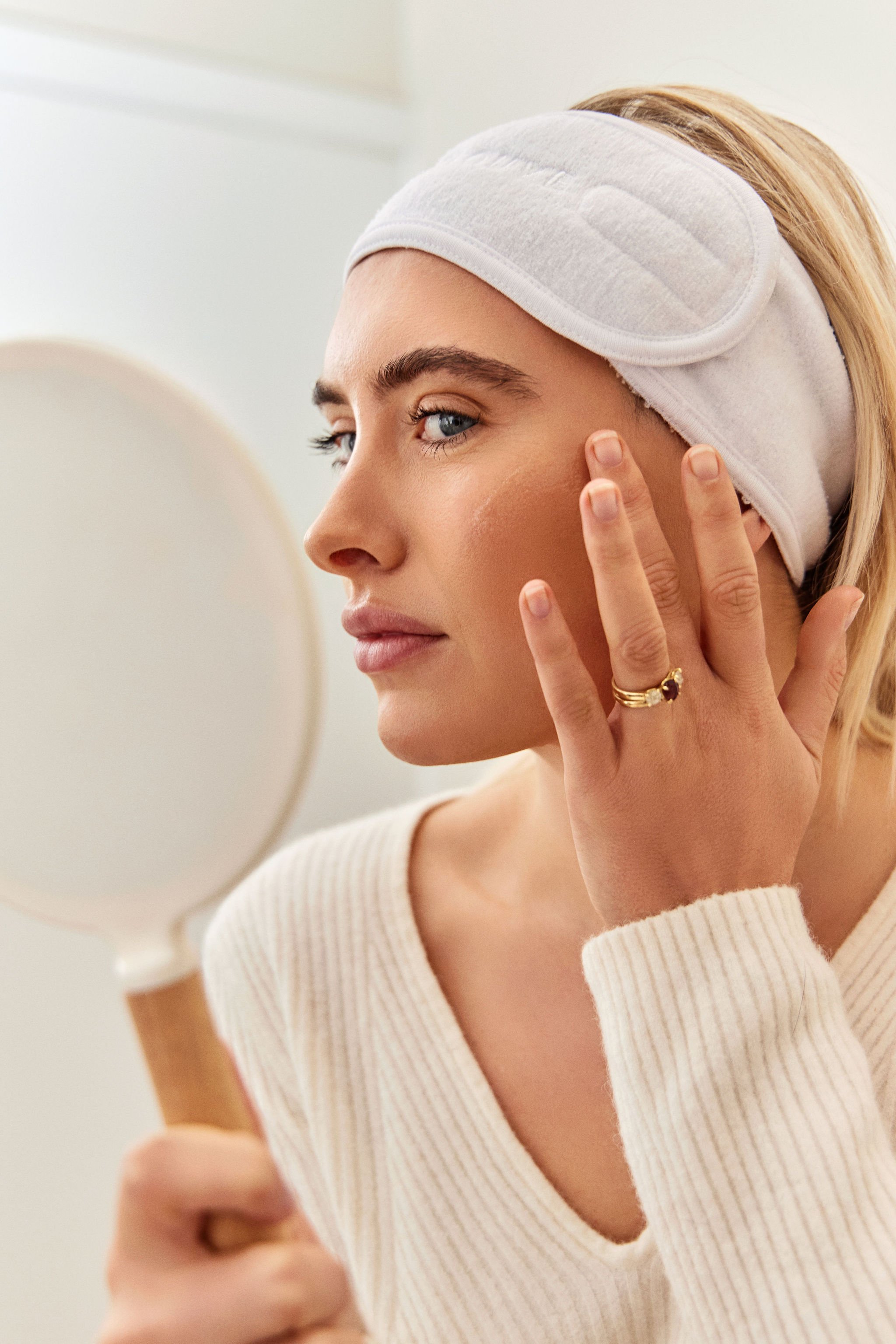 Defining skin quality: our guide to achieving a healthy, glowing complexion. 