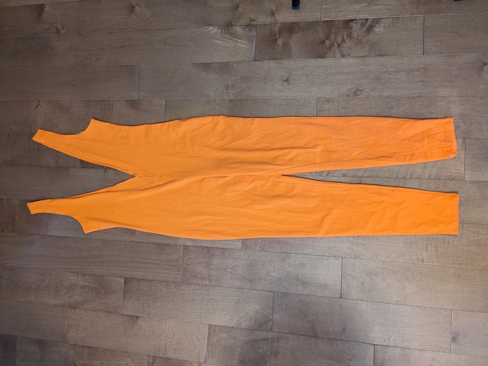 Princess Garnet DIY orange jumpsuit (1).jpg