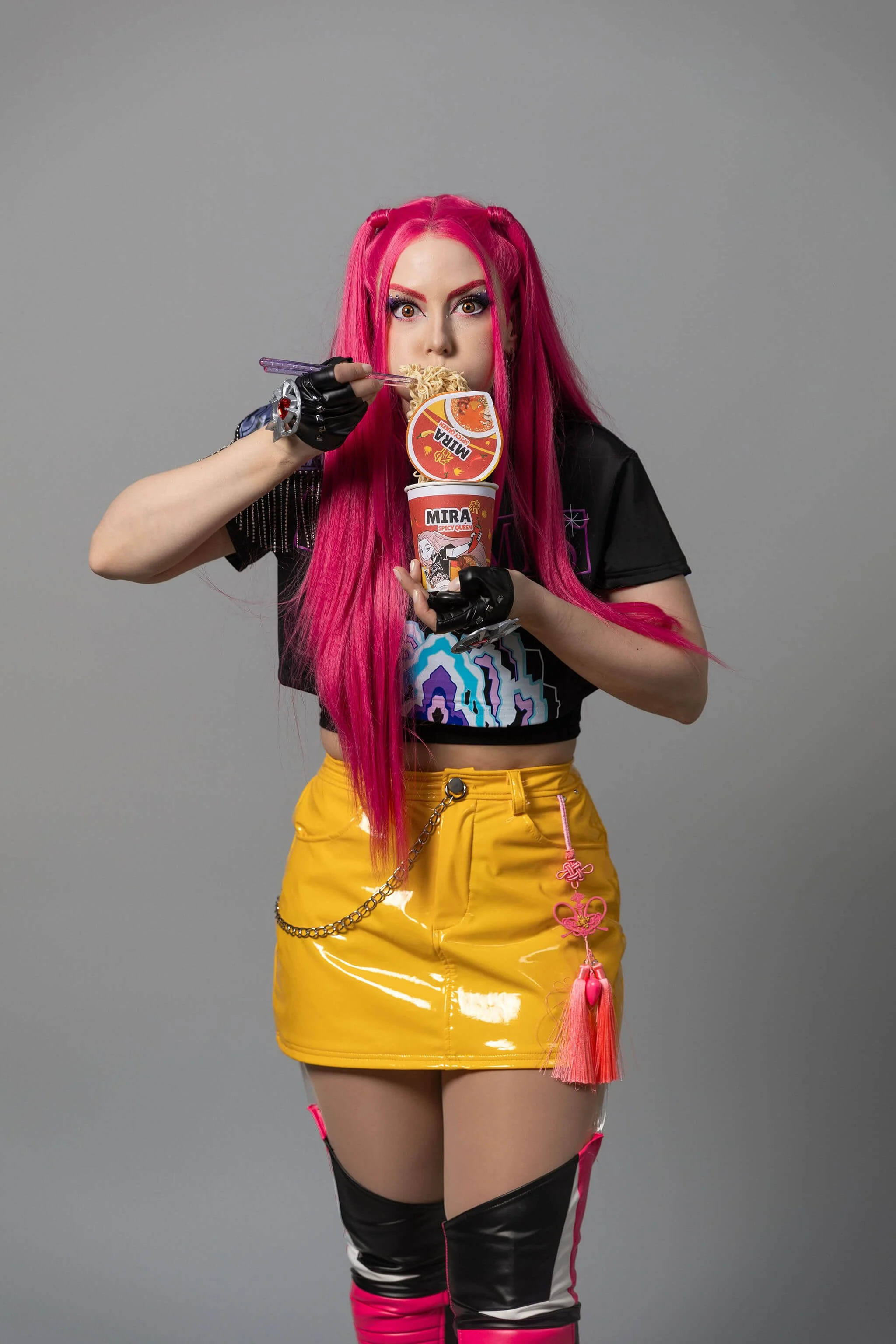 Mira cosplay ramen selfie studio photoshoot.jpg