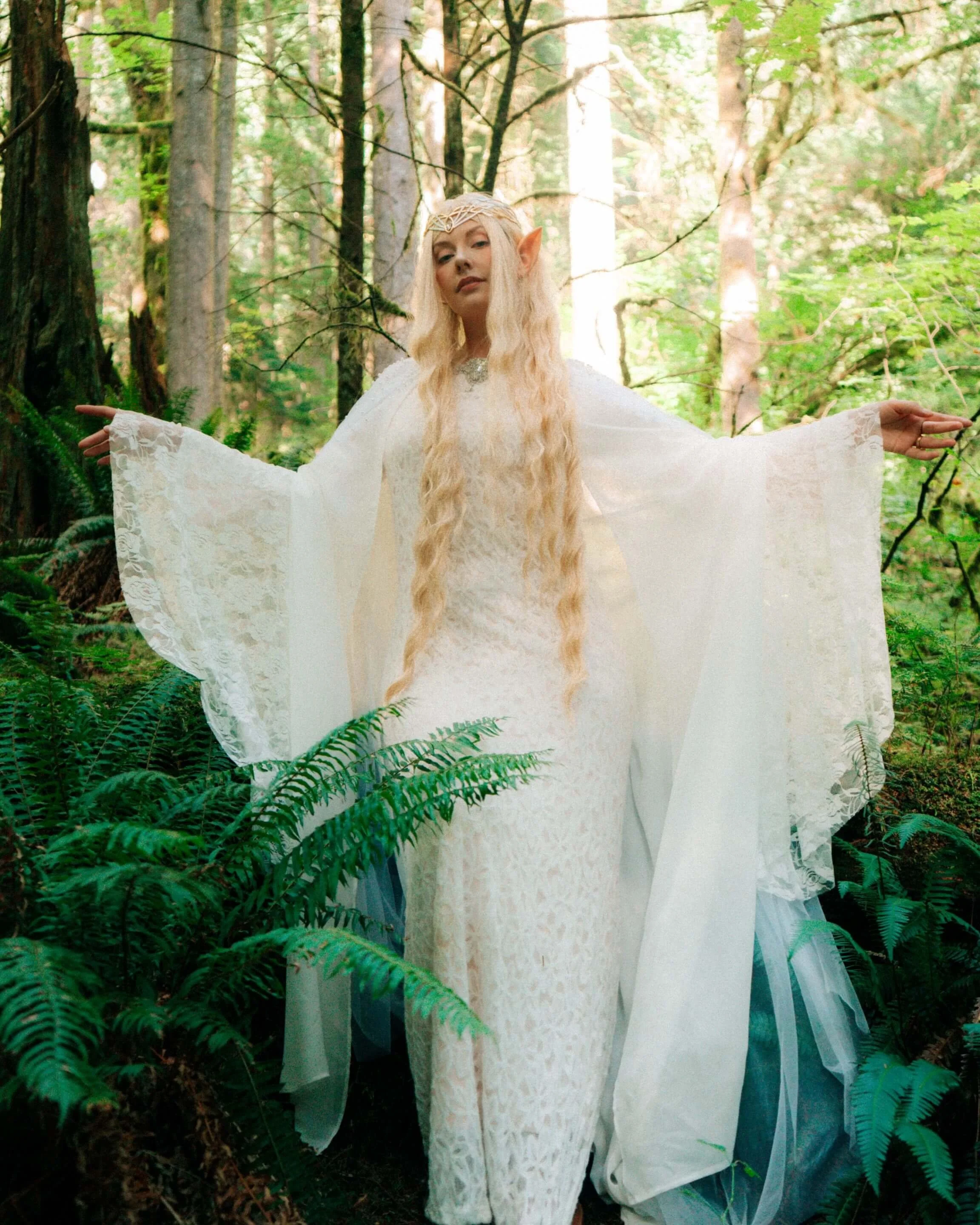 No-Sew Costume Guide: Lady Galadriel from The Lord of The Rings