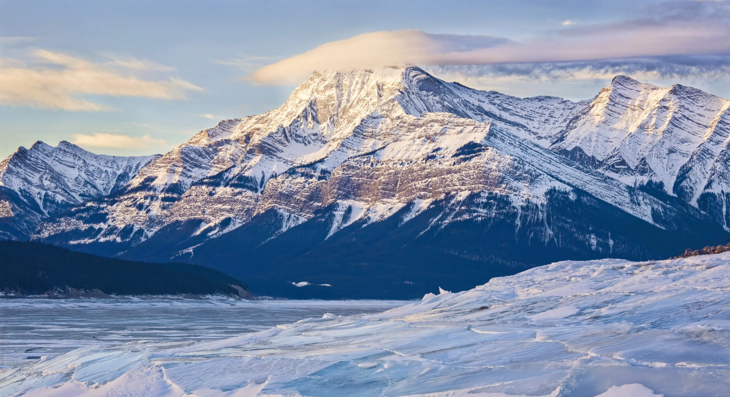 Canada, Alberta, Abraham Lake and Rockies, February 2008