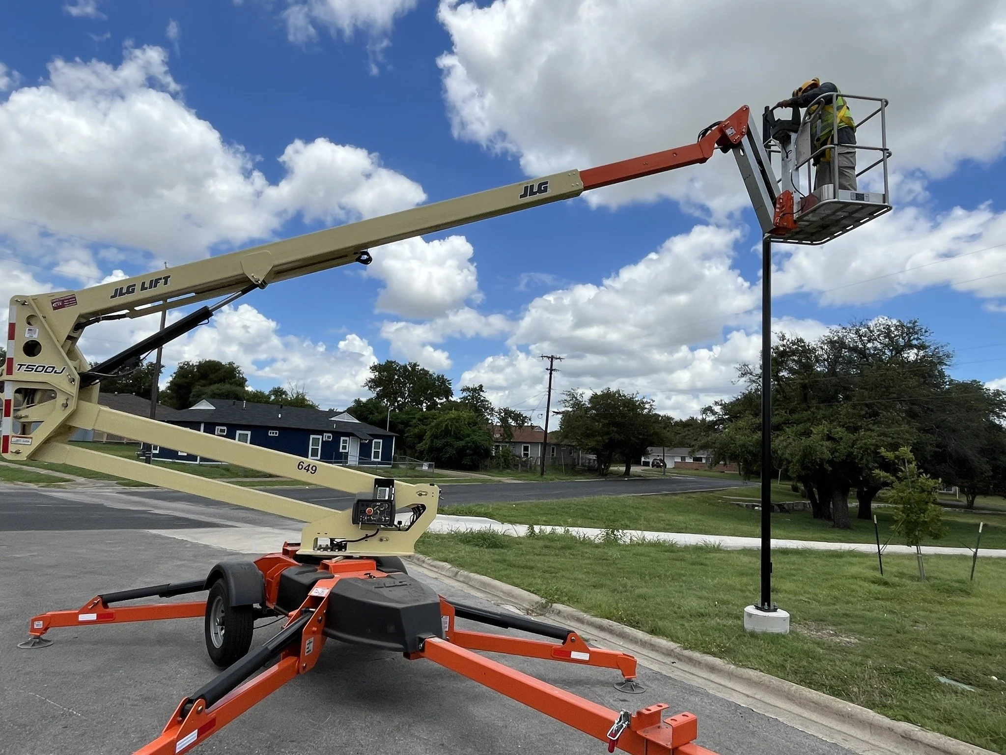 Killeen Solar Installation 3.jpg