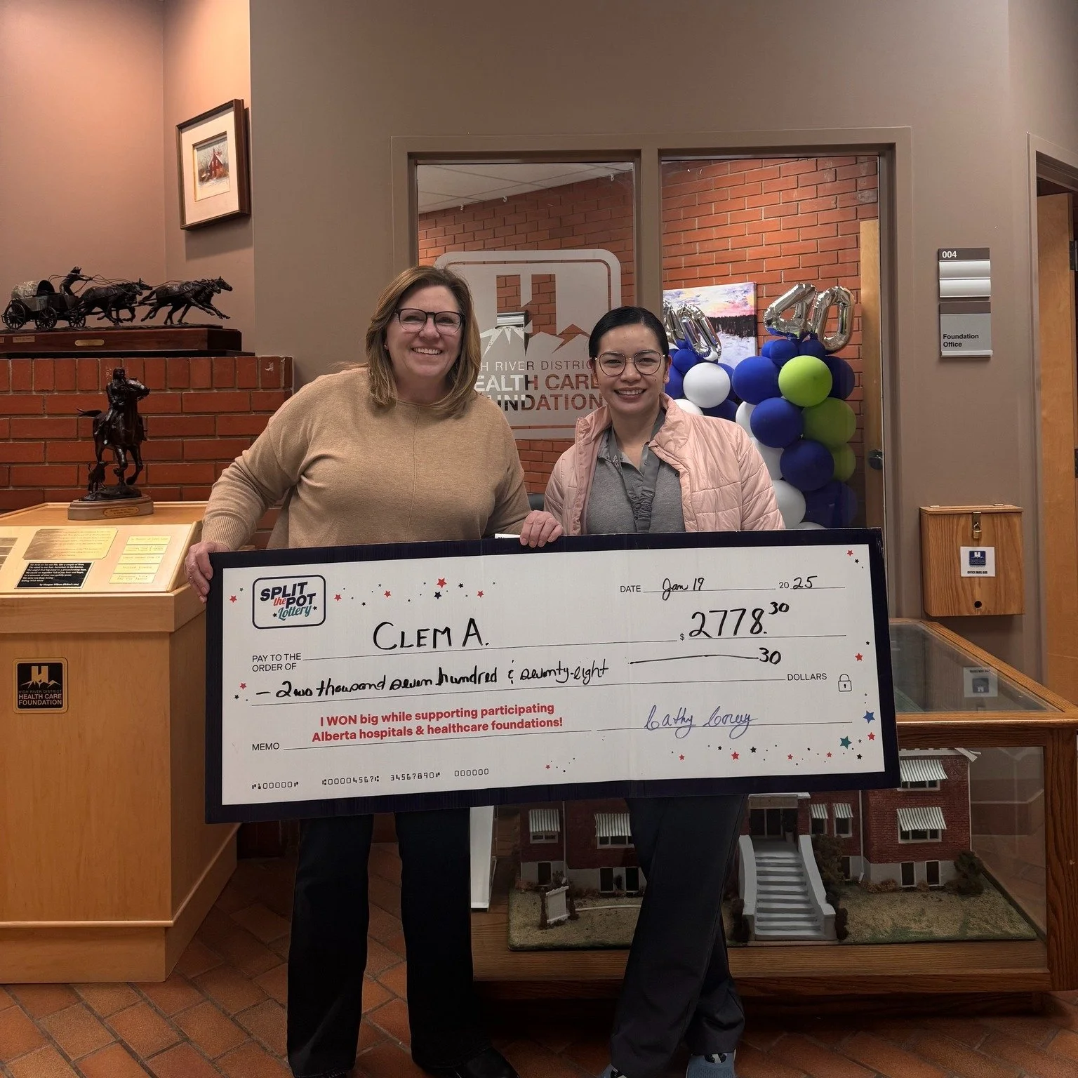 We&rsquo;re so excited to share that Clem, who works at the High River Hospital, won $2,778.30 through Split the Pot! 🎉👏

We&rsquo;re sincerely thankful that Clem chose to direct a portion of her Split the Pot ticket purchases to the High River Dis