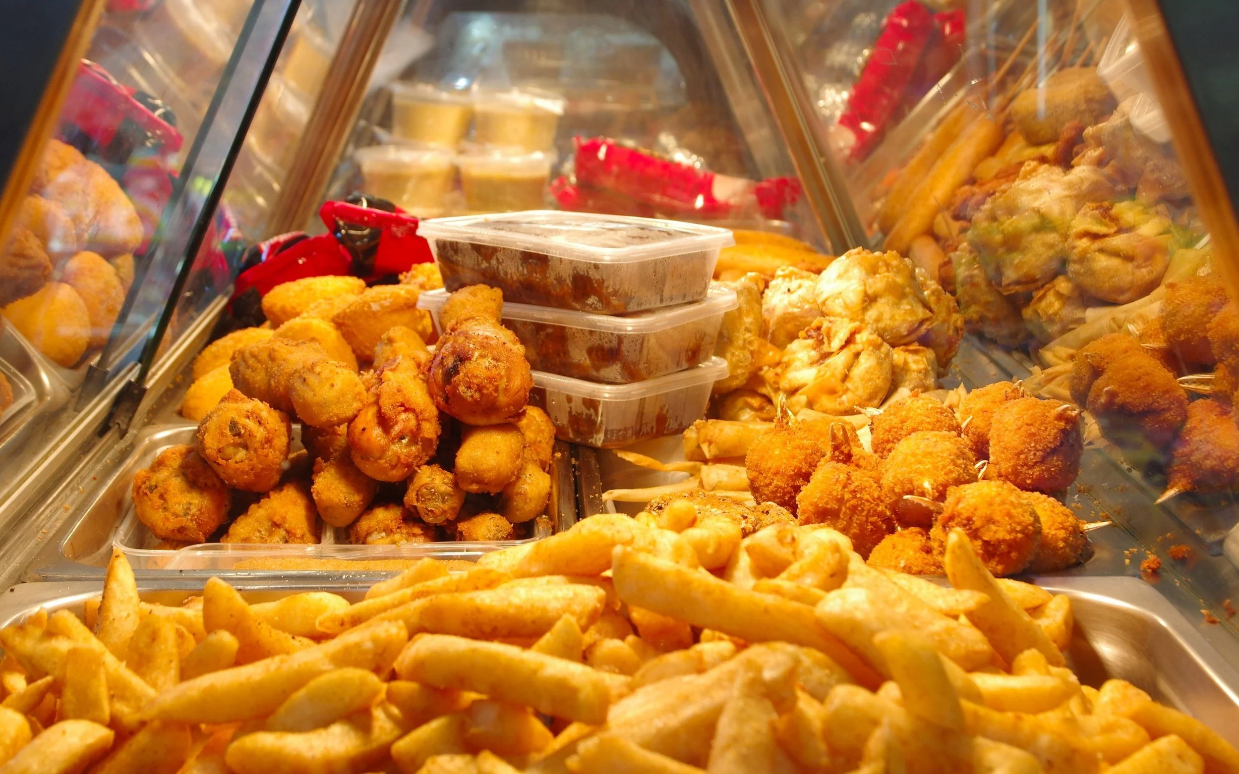 Fried food in hot cabinet at BP Bamaga