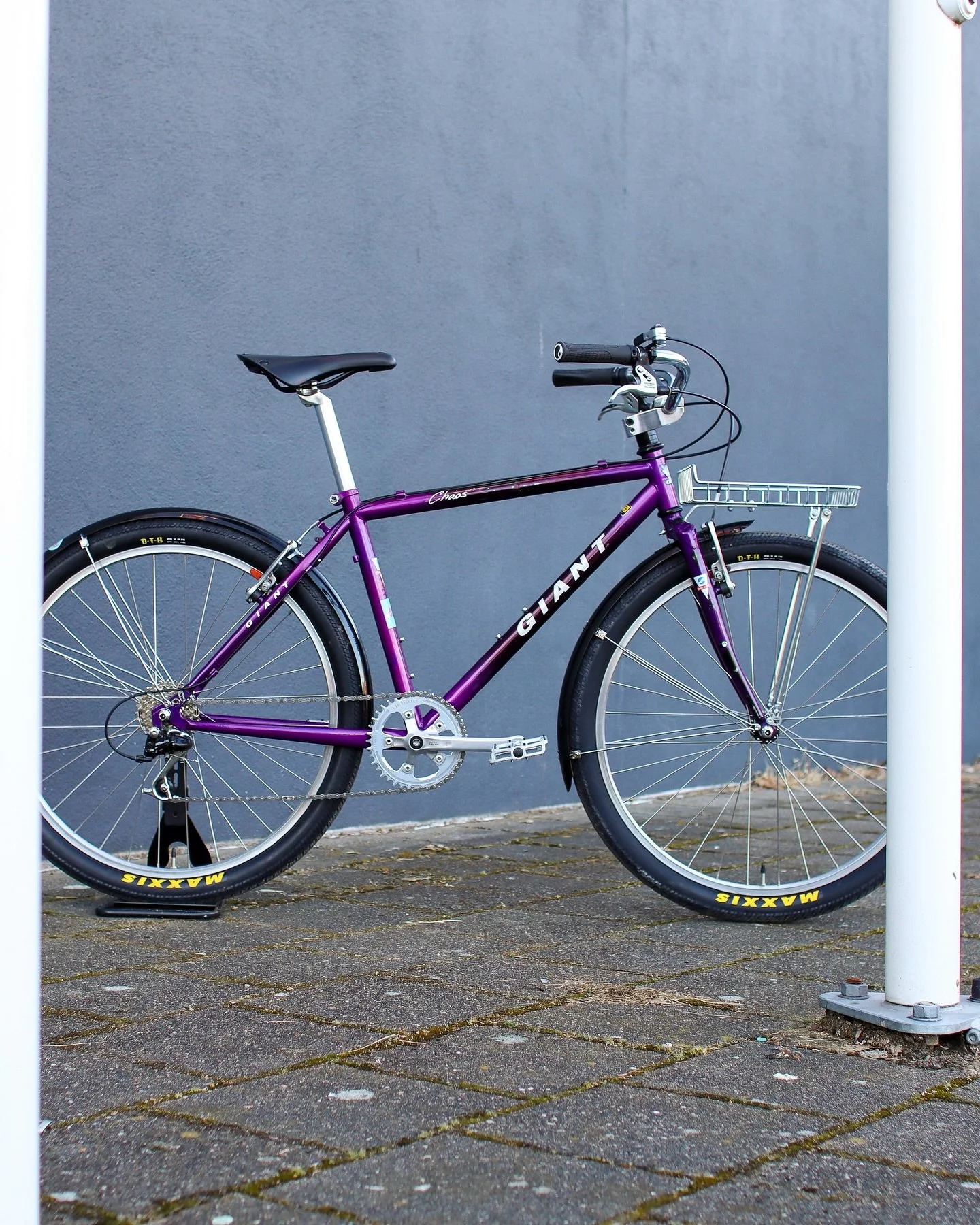 Giant Chaos 1994 - custom build for Maya

______________

#giantchaos #commuterbike #vintagemtb #26aintdead #vintagebike #retromtb #steelisreal #groningen