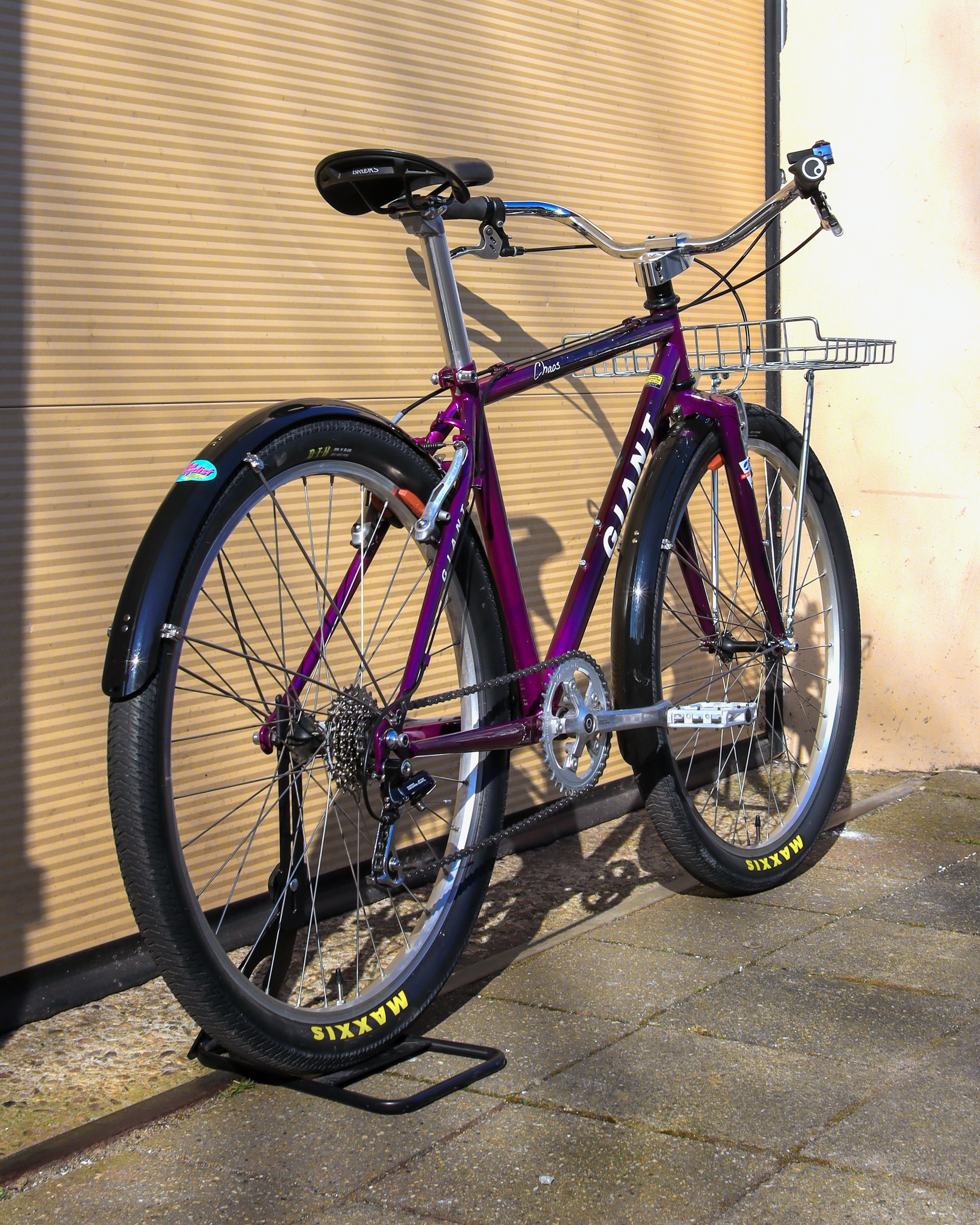 The Upcyclist - Giant Choas Yellow - 2.png